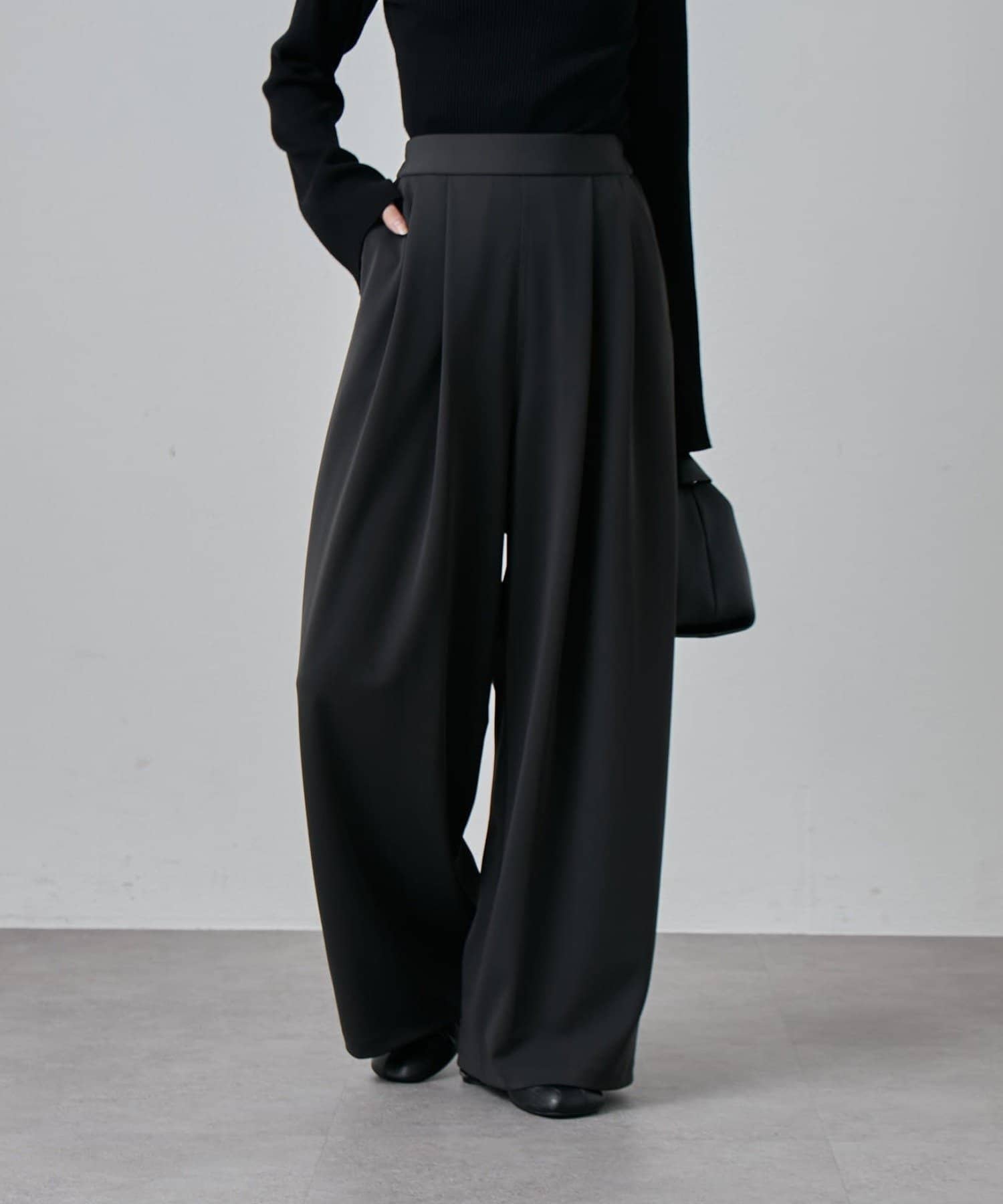 Lui's(ルイス) ポンチ2タックワイドパンツ