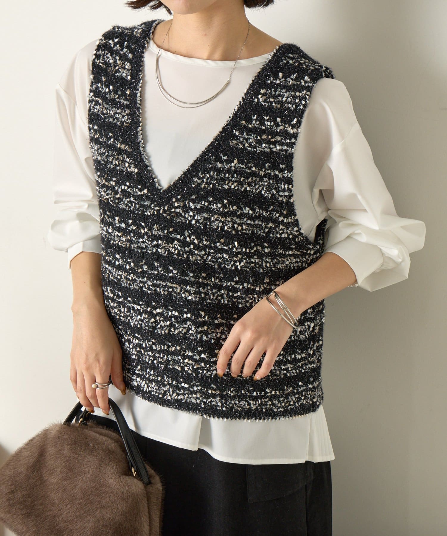 Jena　espace merveilleux(ジェナ　エスパスメルヴェイユ) ツイード風ベストセットブラウス