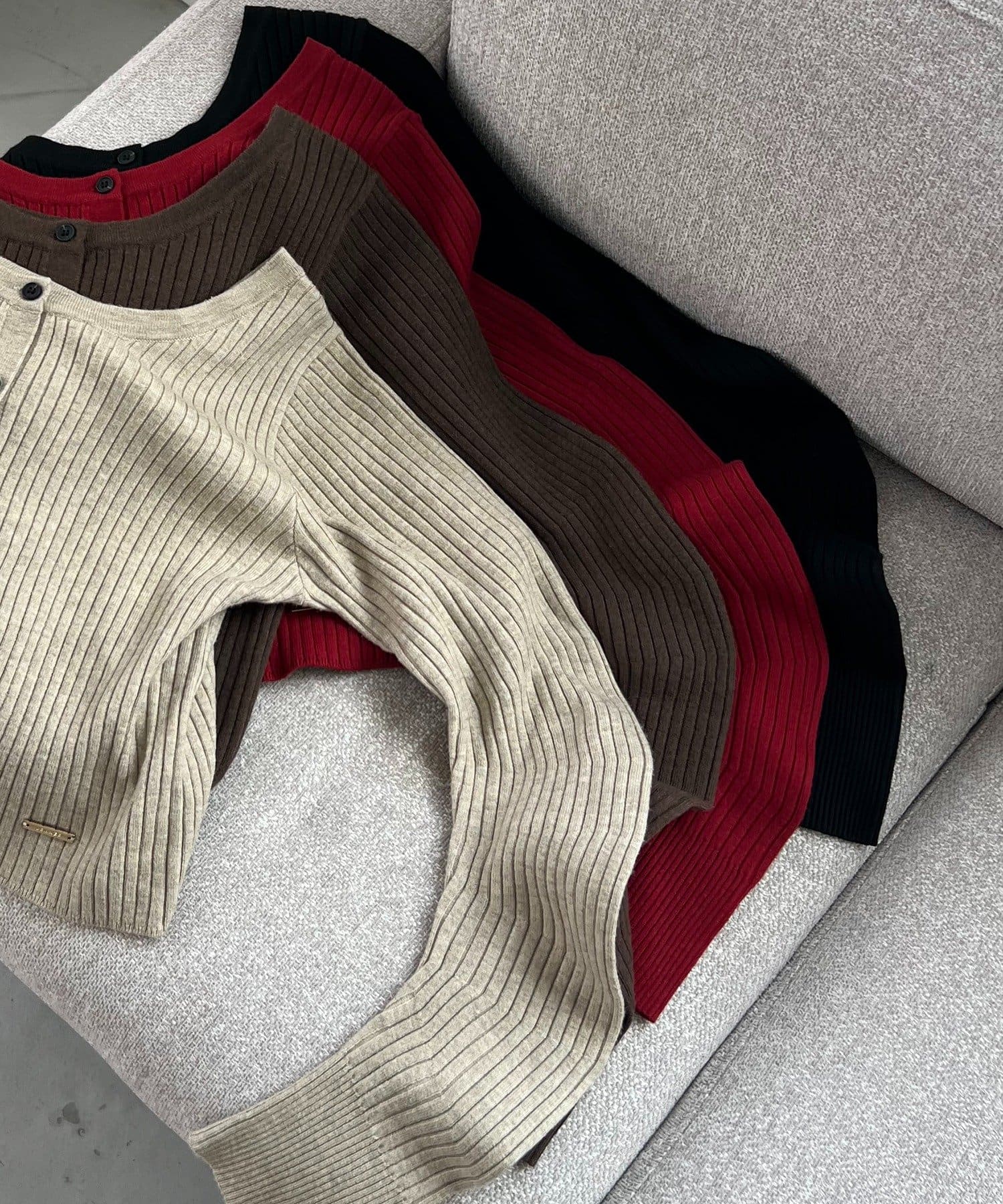 CAPRICIEUX LE'MAGE(カプリシュレマージュ) 【新色/オフホワイト】【前後2WAY】カーブスリーブリブニット