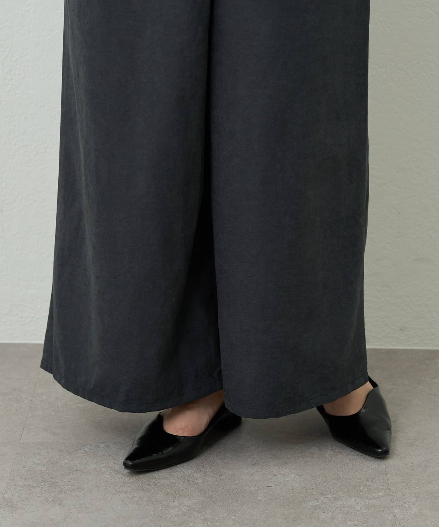 un dix cors(アンディコール) 《デイリーに活躍》ラップワイドフレアパンツ