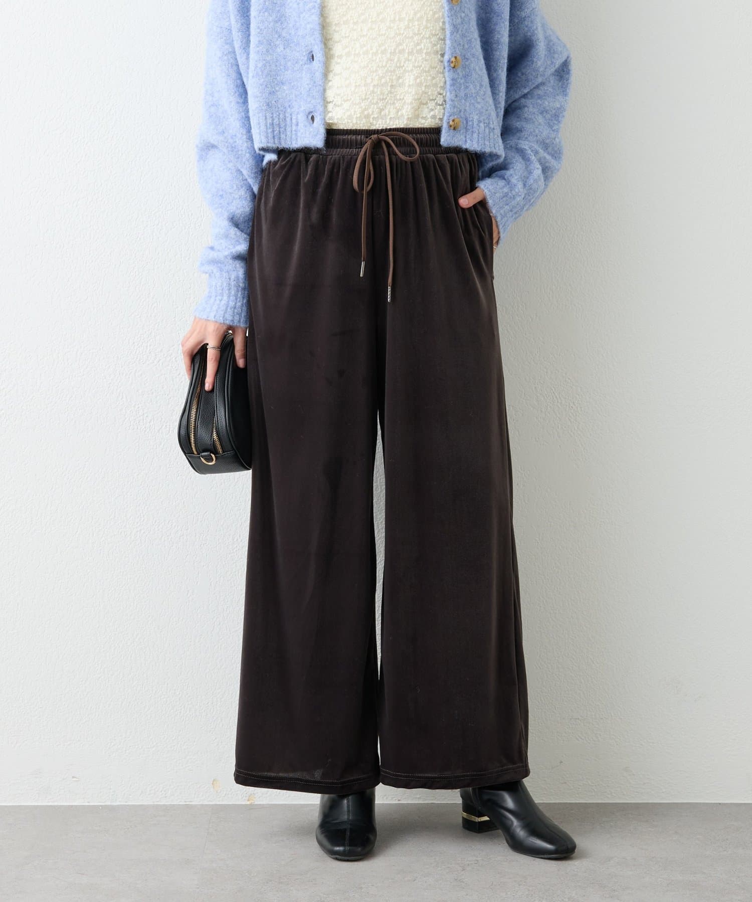 un dix cors(アンディコール) 《楽な履き心地》シアーベロアイージパンツ