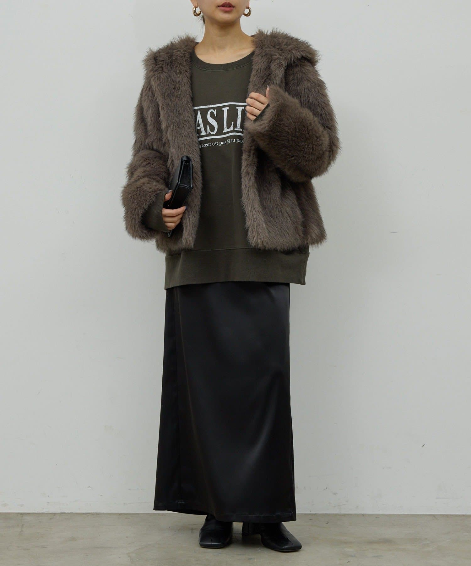 GALLARDAGALANTE(ガリャルダガランテ) PASLIEロゴスウェット