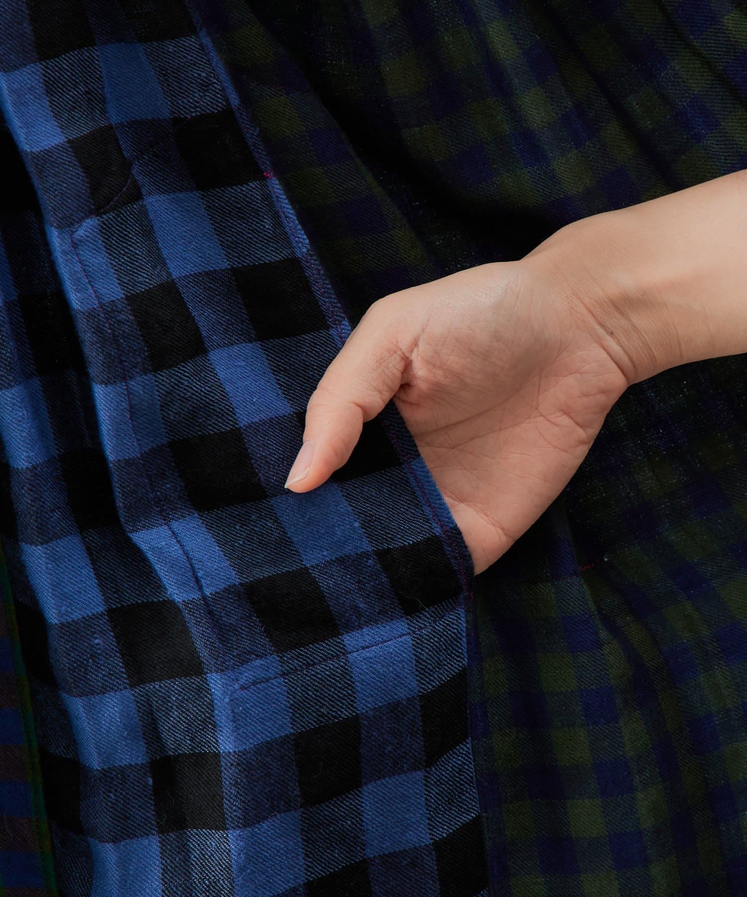 BEARDSLEY(ビアズリー) 《INJIRI》カシミヤチェック柄ワンピース