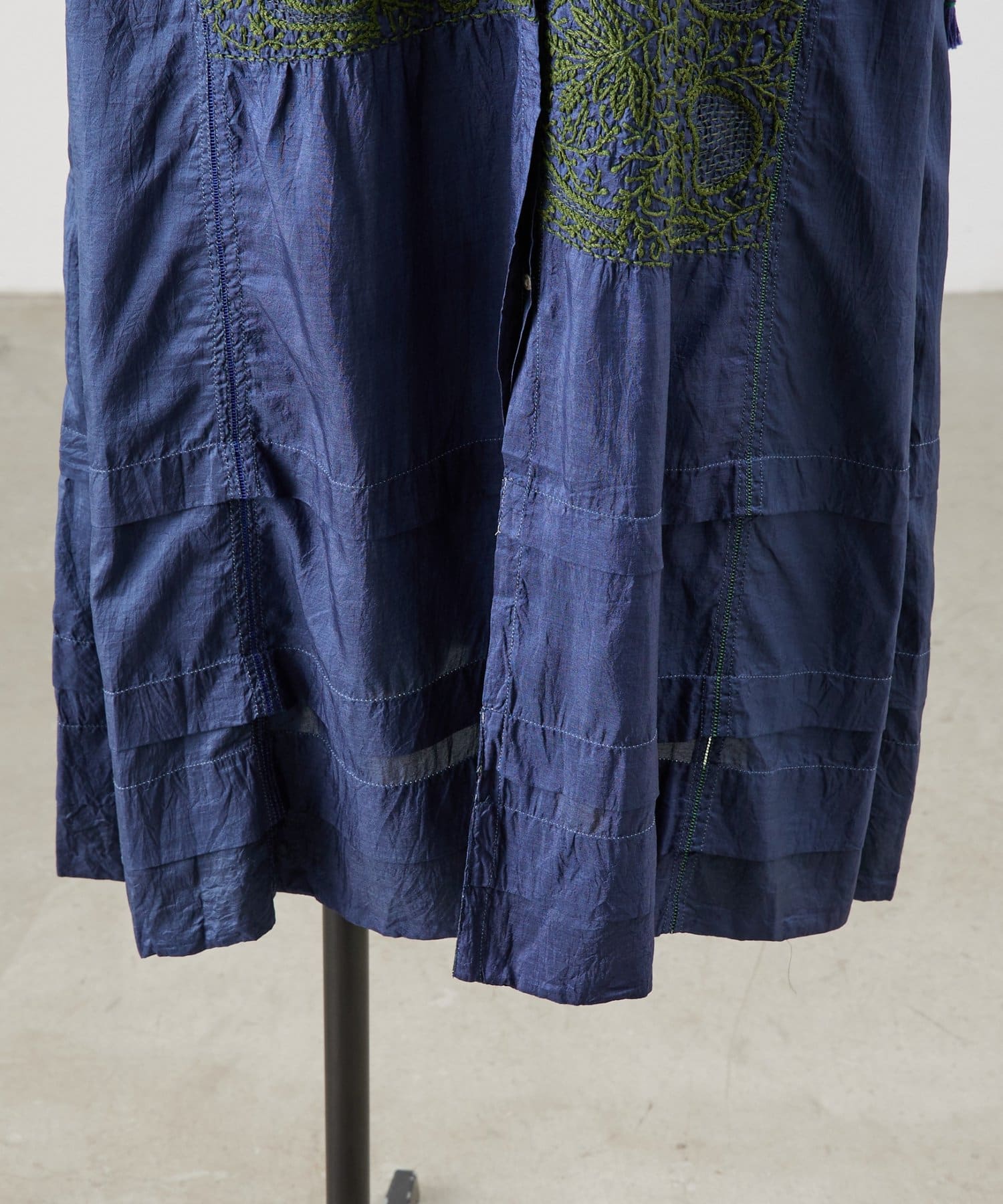 BEARDSLEY(ビアズリー) 《INJIRI》シルクワンピース