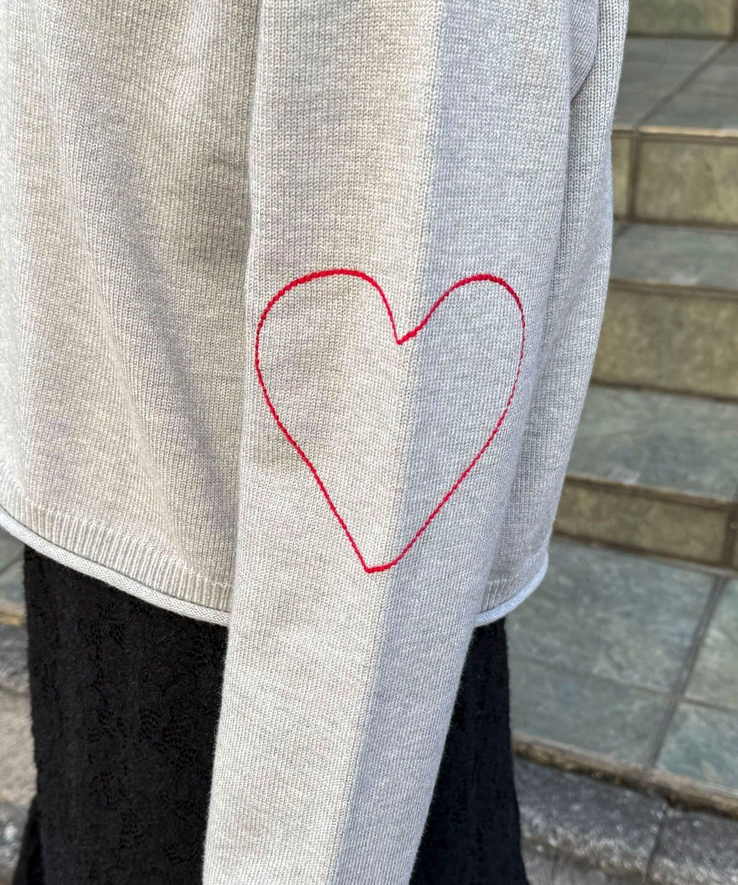 FREDY & GLOSTER(フレディ アンド グロスター) ハートステッチニットプルオーバー