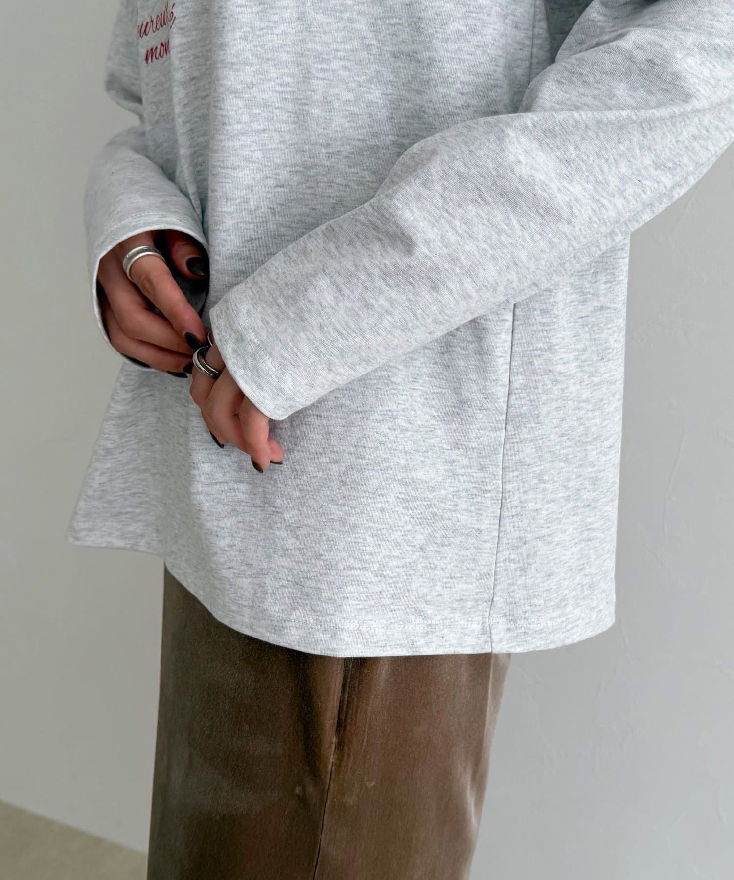 FREDY & GLOSTER(フレディ アンド グロスター) ロゴプリントロンTシャツ