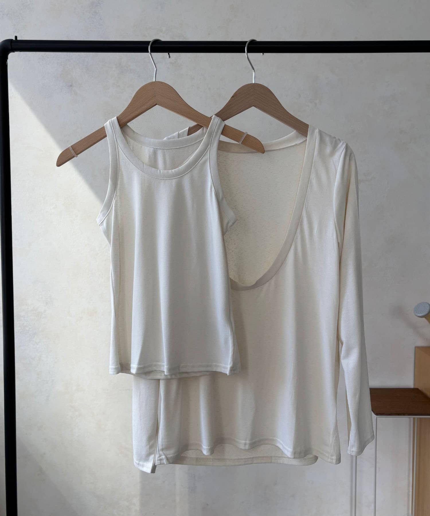 LOCUST(ローカスト) 【無限の着こなし】天竺タンク×UネックPO