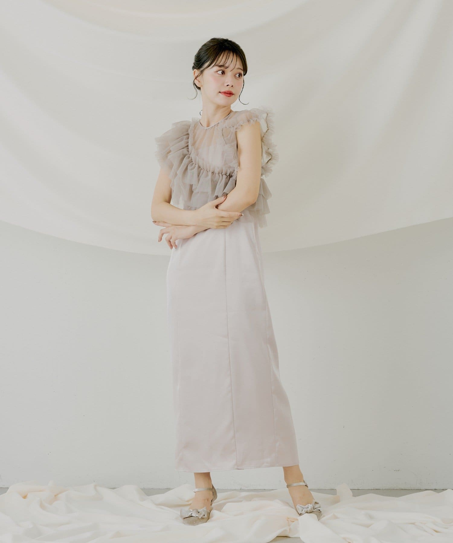 Chico(チコ) 【10/23(木)0時販売】アシメフリルトップス+キャミワンピース【SALON by Chico】