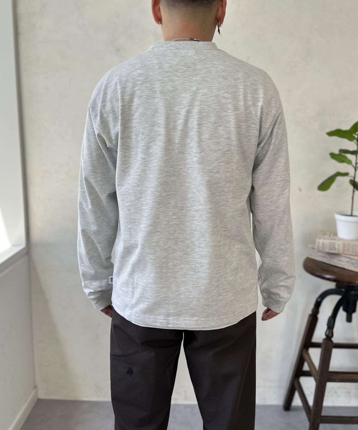 LOCUST(ローカスト) 【ユニセックス】【DISCUS】天竺ロンT