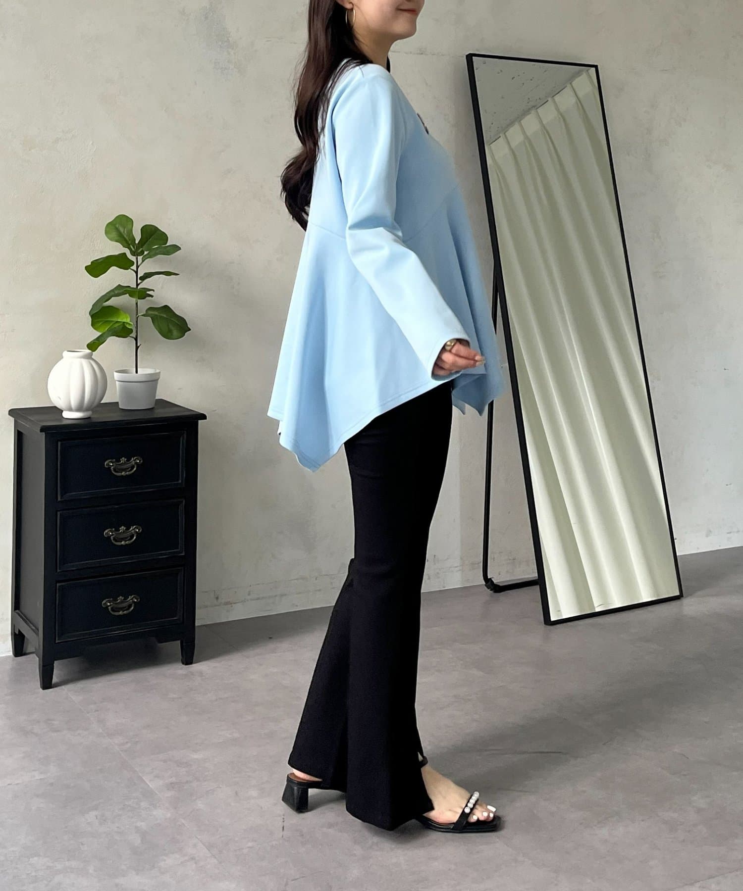 prose verse(プロズヴェール) イレギュラーヘムカーブペプラムロンT