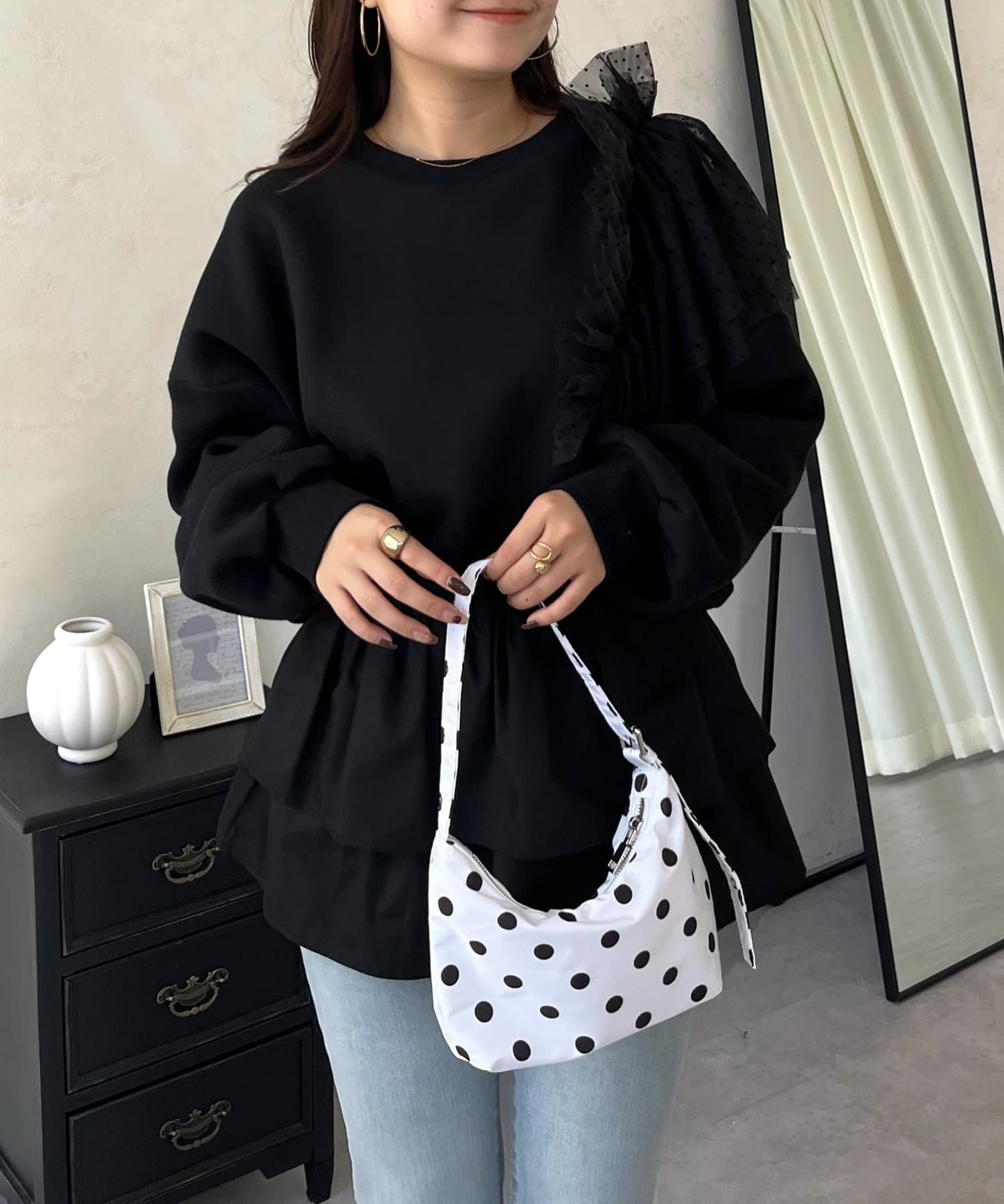 prose verse(プロズヴェール) ボリュームドットチュールショルダーフリルスウェット