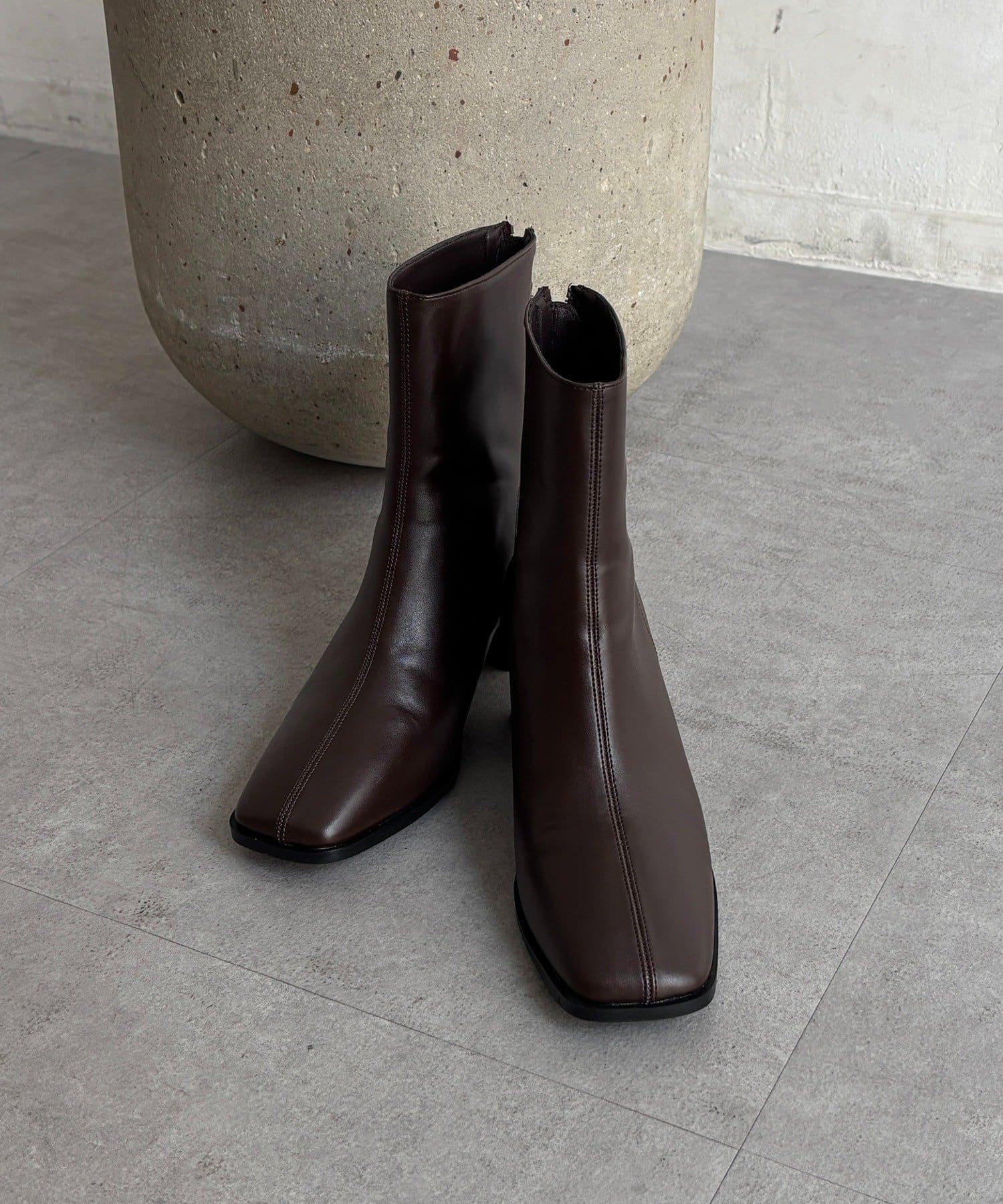 Croisiere(クロジエール) 後ろジップベーシックショートブーツ