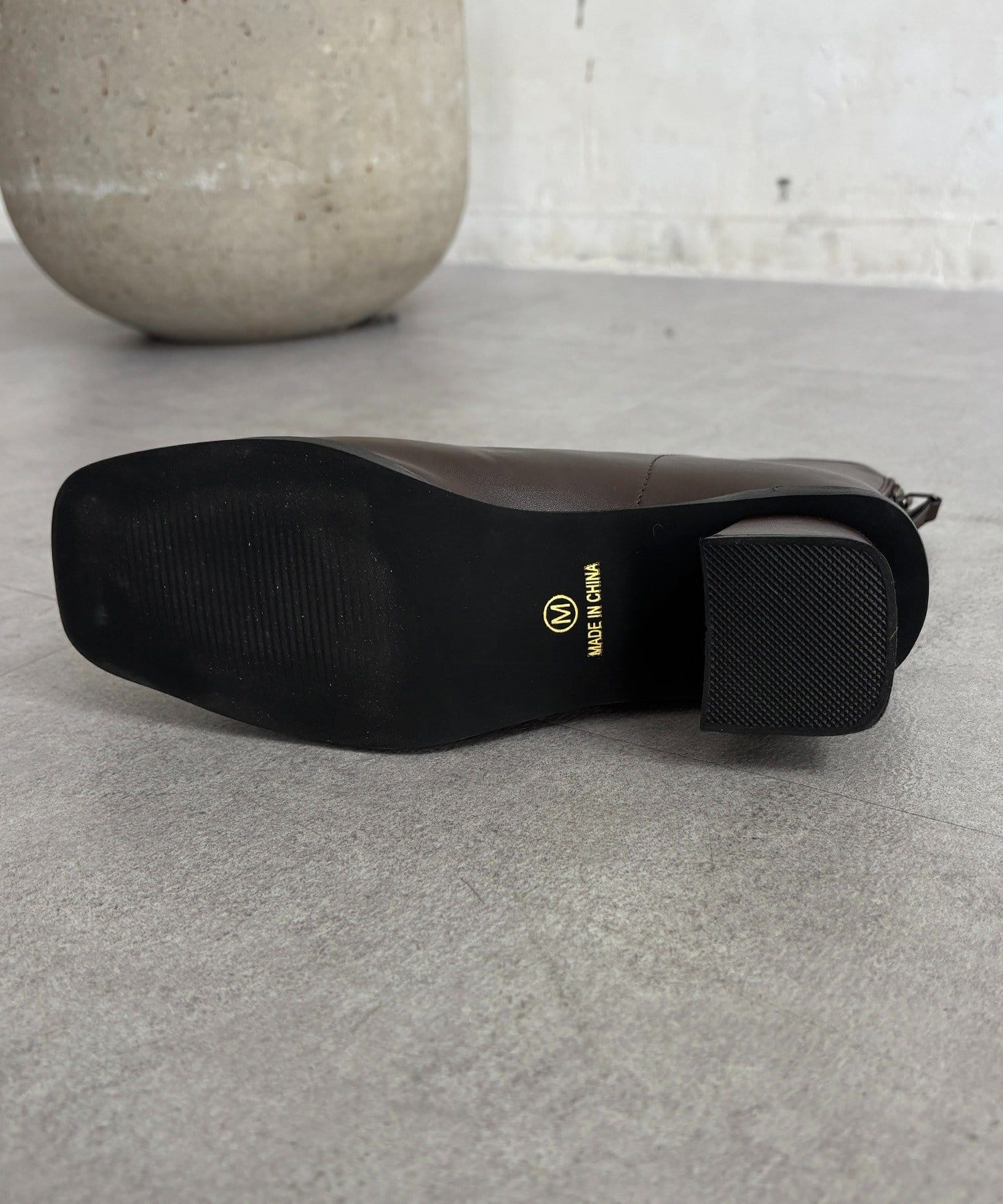 Croisiere(クロジエール) 後ろジップベーシックショートブーツ