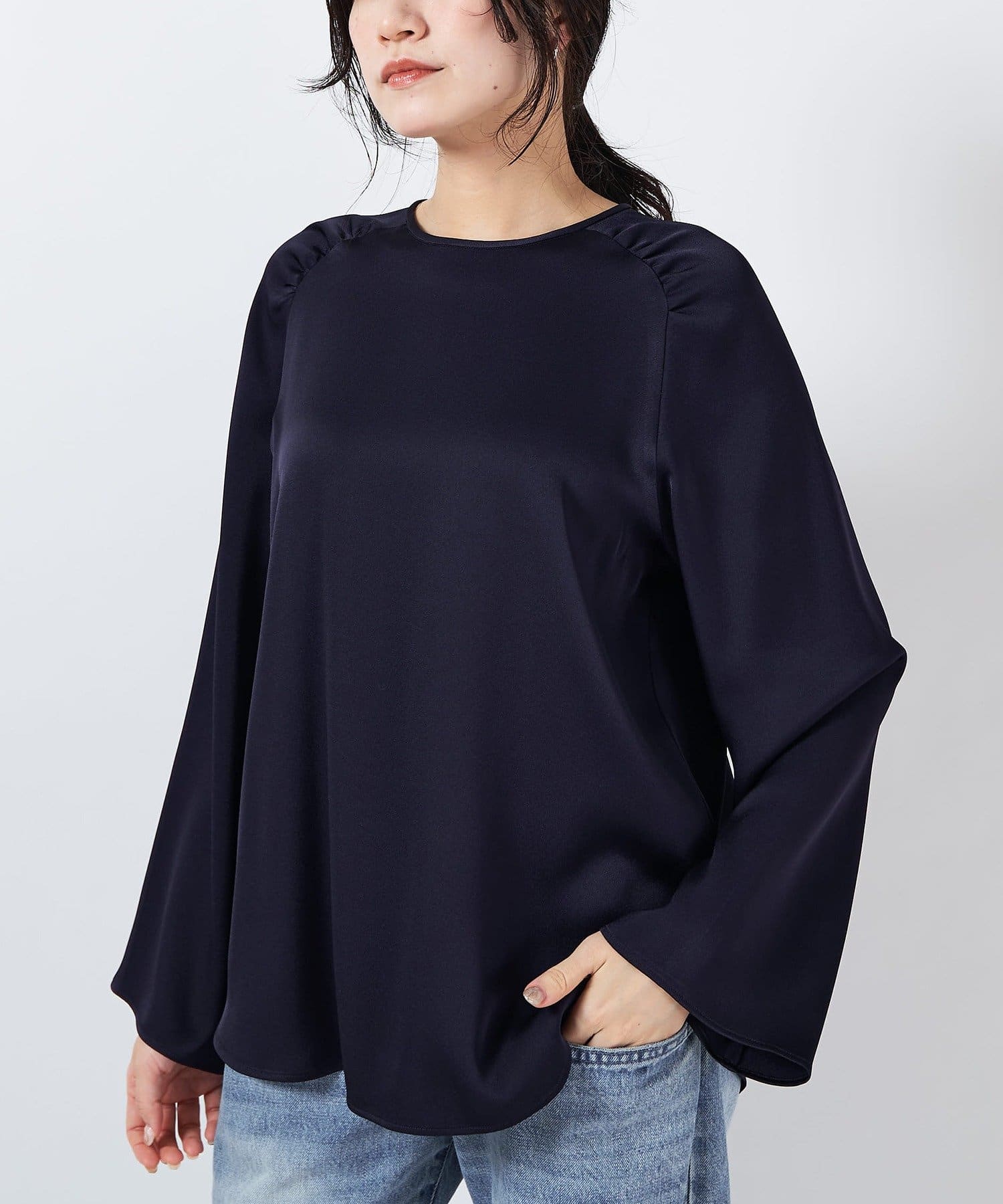 Drawing Numbers(ドローイングナンバーズ) バックジョーゼットサテンブラウス