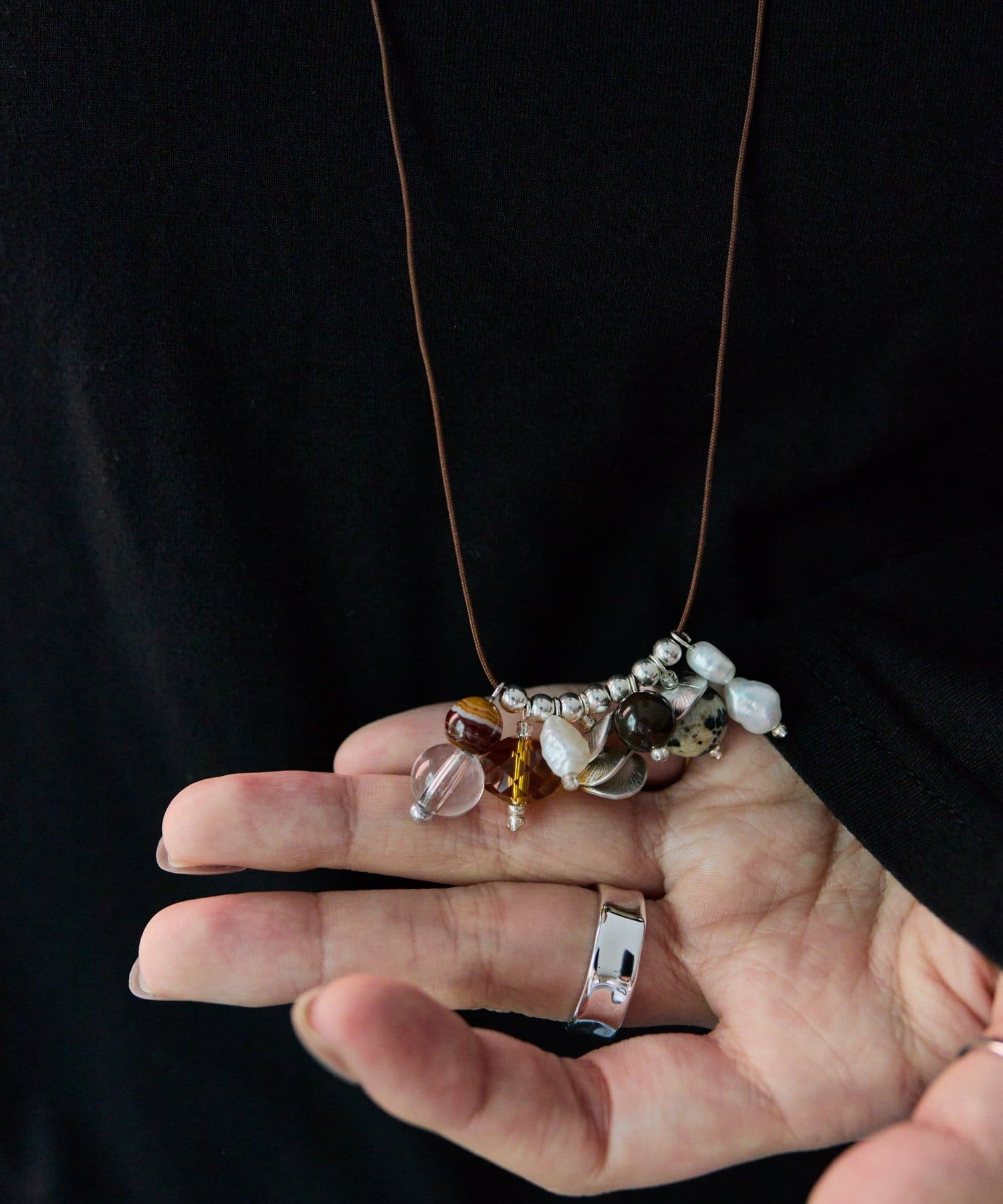 ear PAPILLONNER(イア パピヨネ) 《インフルエンサーuchida企画》天然石スライドロープネックレス