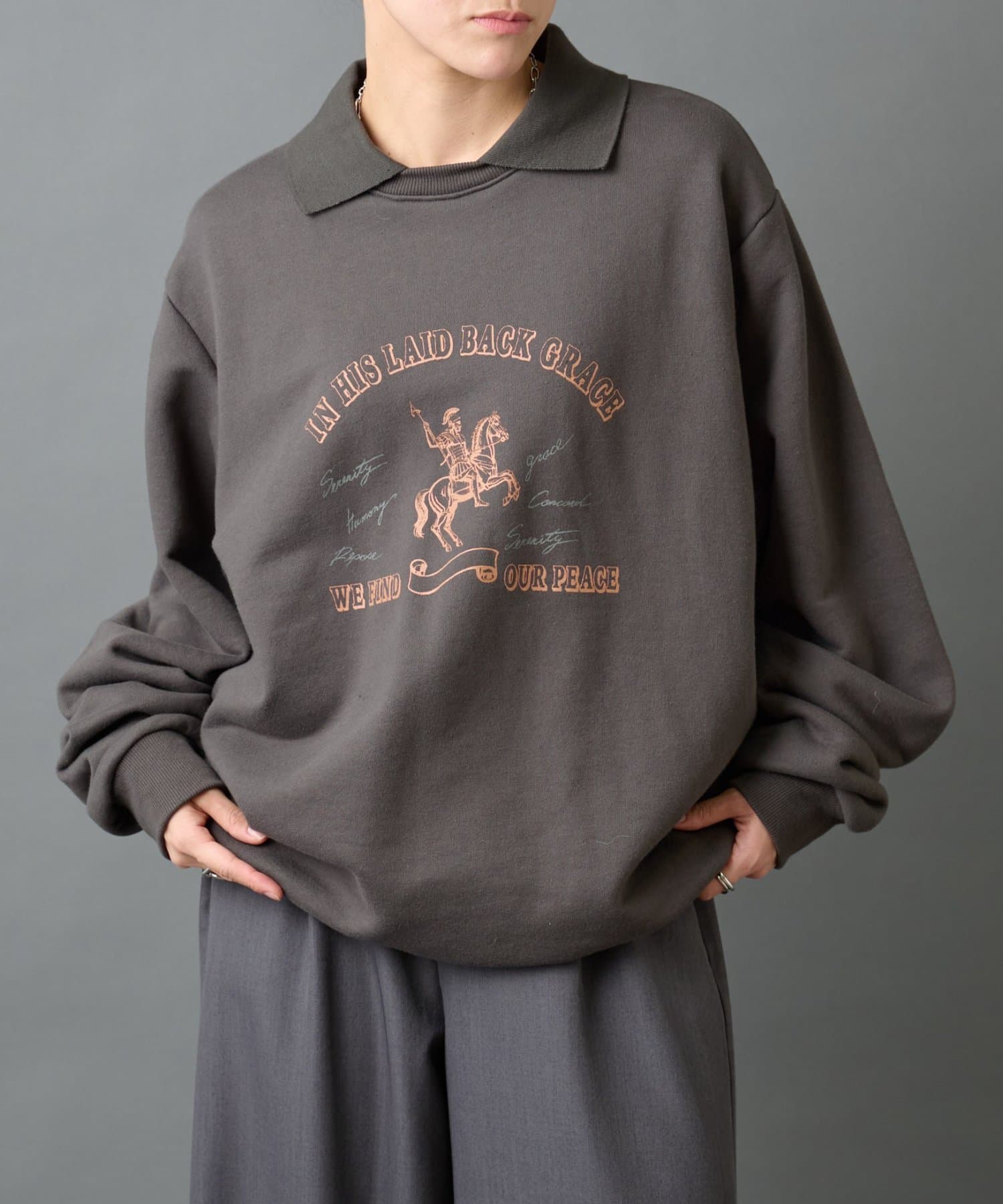 COLONY 2139(コロニー トゥーワンスリーナイン) 襟付きプリントスウェット