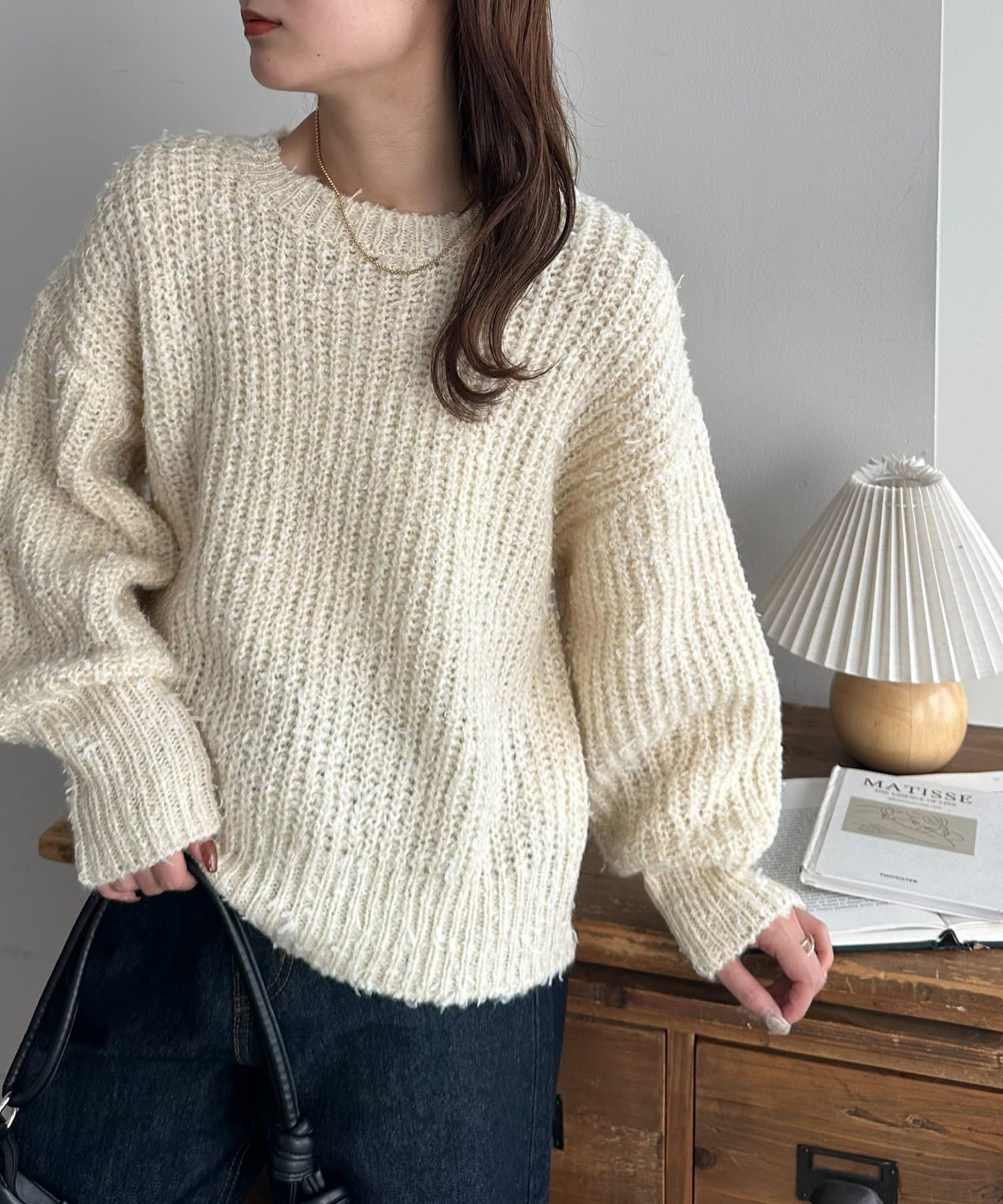 DISCOAT(ディスコート) 【WEB限定】ショート丈リボーンヤーン袖ボリュームニット