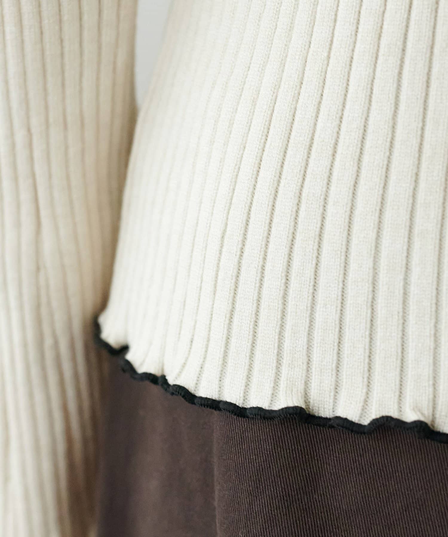 DISCOAT(ディスコート) 【細見えトップス/WEB限定】リブメローニット