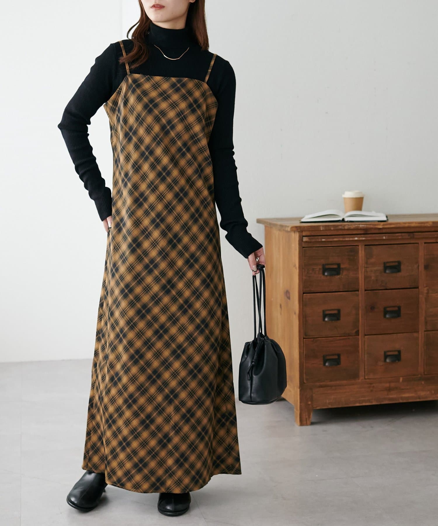 DISCOAT(ディスコート) 【チェック柄が映える!/着回し万能/WEB限定】オンブレチェックキャミワンピース