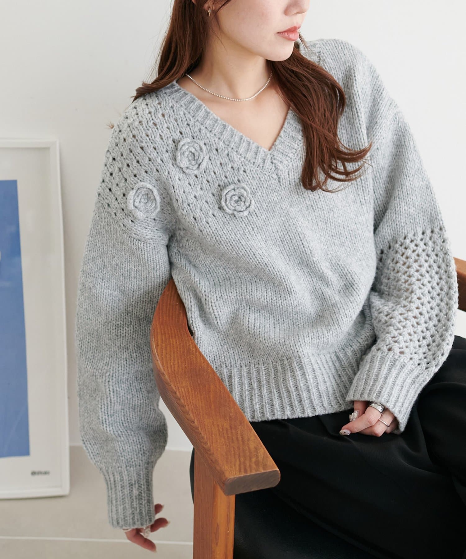 DISCOAT(ディスコート) フラワーモチーフ付きプルオーバー