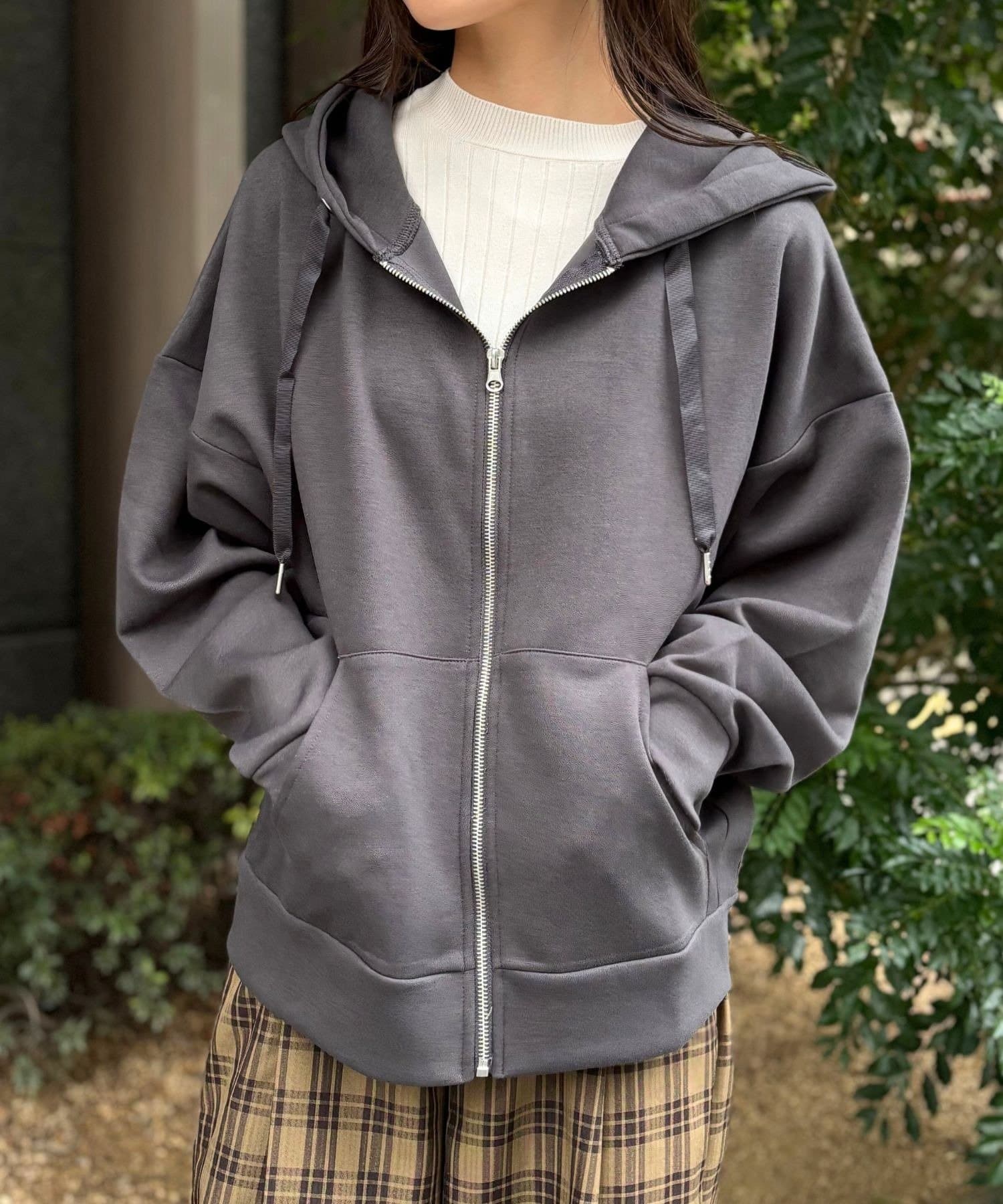 LOCUST(ローカスト) ダンボールドルマンジップパーカー