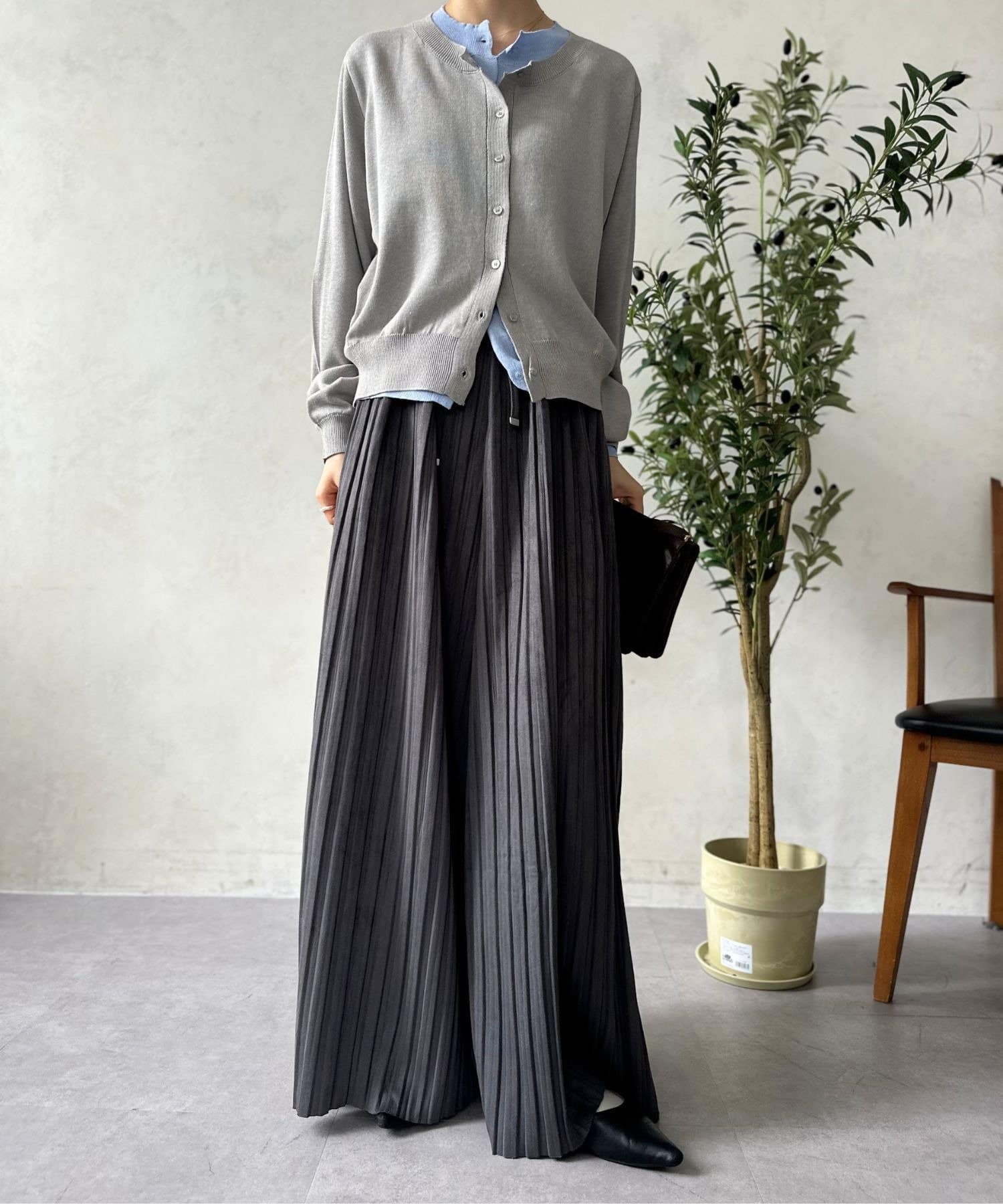 LOCUST(ローカスト) スエードポンチプリーツパンツ