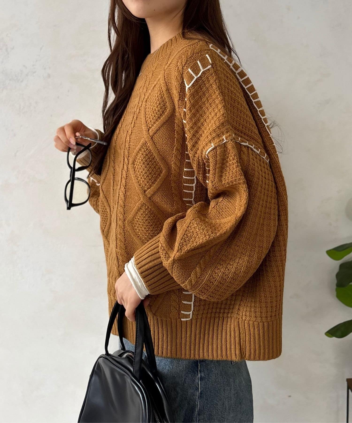 LOCUST(ローカスト) 【一枚で着映える】配色ブラケットステッチニット