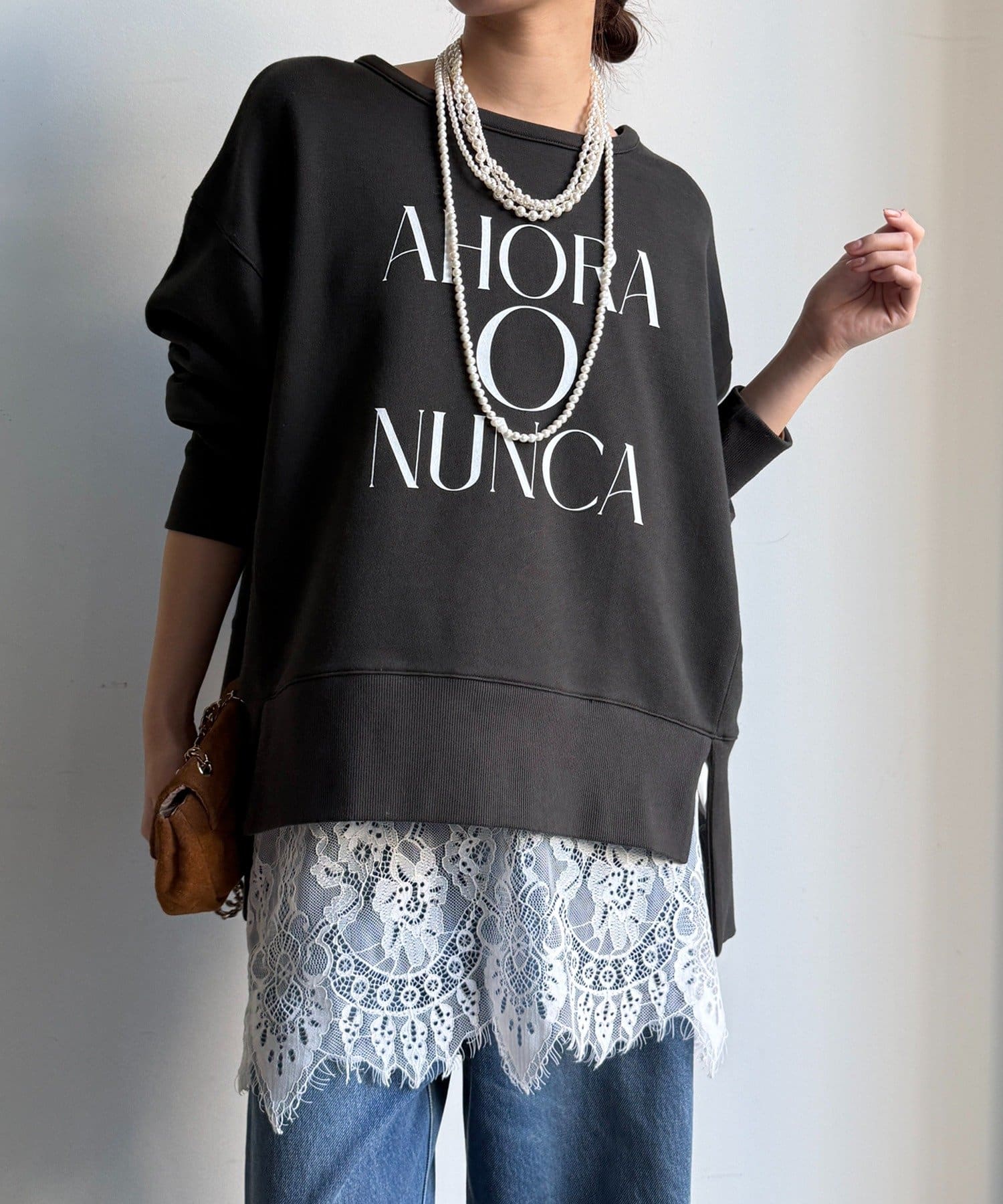 DOUDOU(ドゥドゥ) 【WEB限定】サイドスリットロゴスウェット