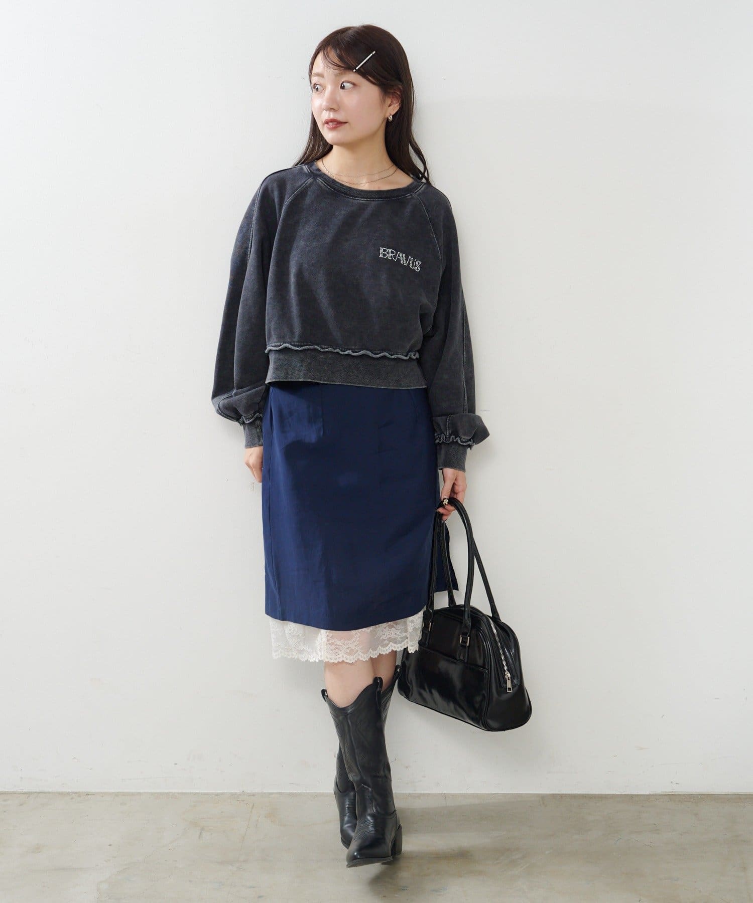 Kastane(カスタネ) 【S.Mサイズ展開】ラインストーンスウェット