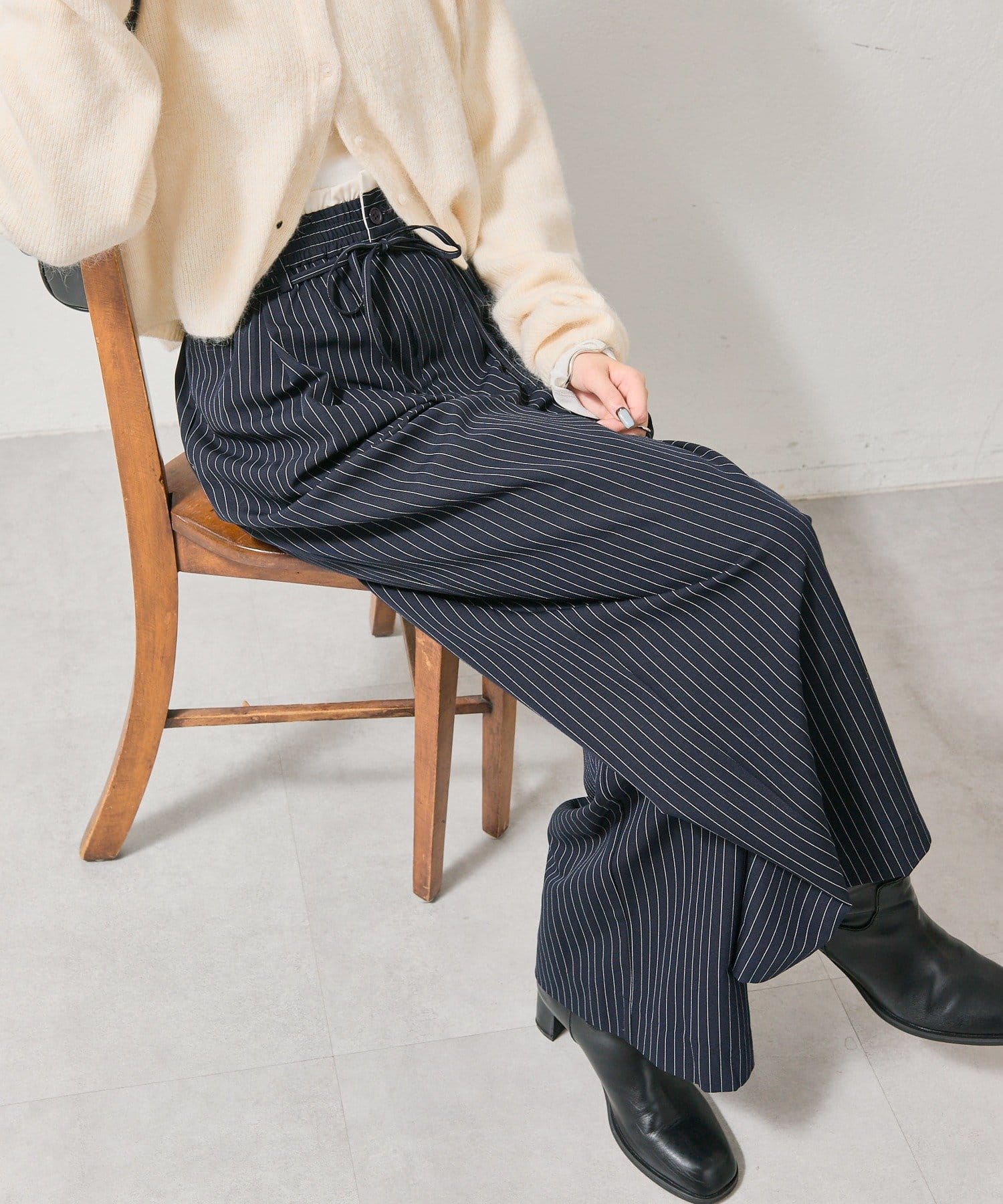 mystic(ミスティック) 【新色NAVYが登場/ストライプ柄、無地 / ウエストの配色がポイント】Wベルトパンツ