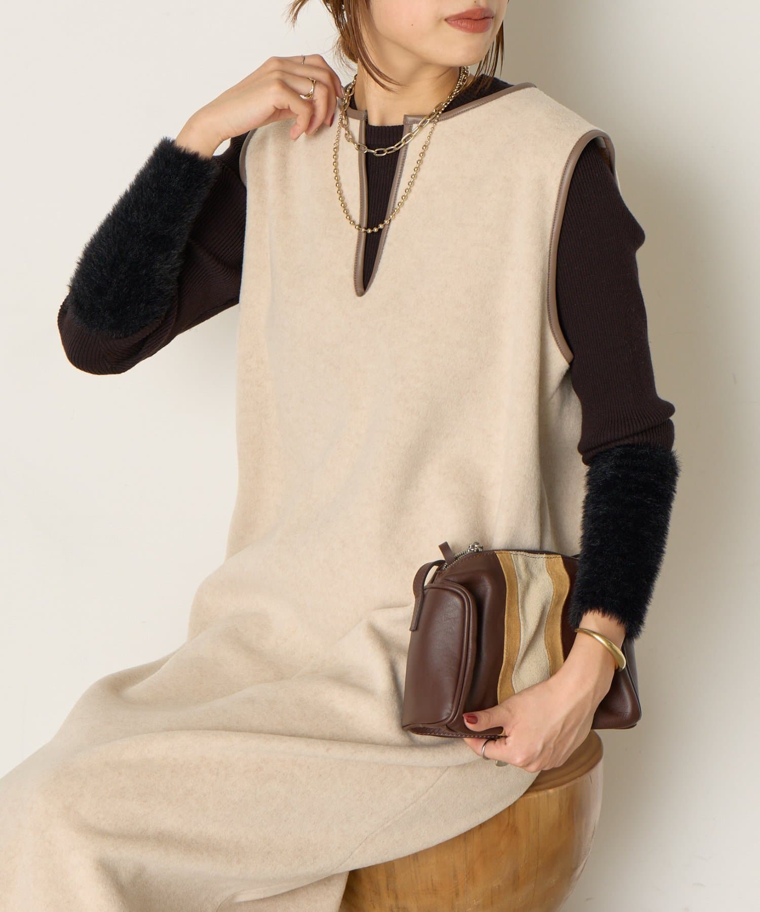 Jena　espace merveilleux(ジェナ　エスパスメルヴェイユ) レザーパイピングジャンスカ