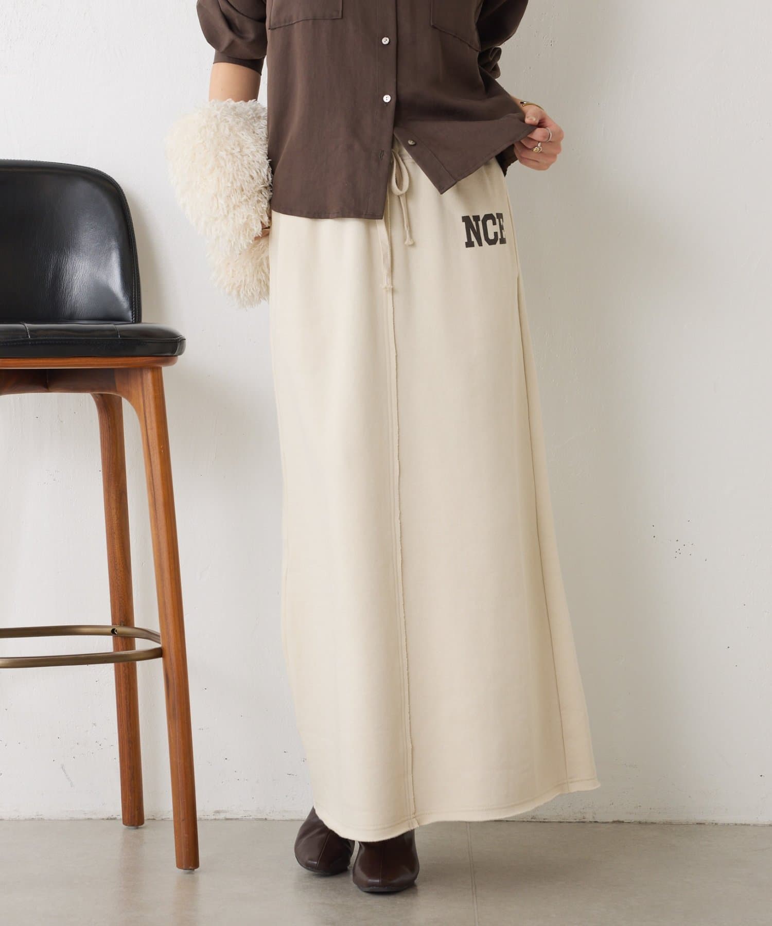 Jena　espace merveilleux(ジェナ　エスパスメルヴェイユ) 【あったか裏起毛】イージースエットロゴスカート