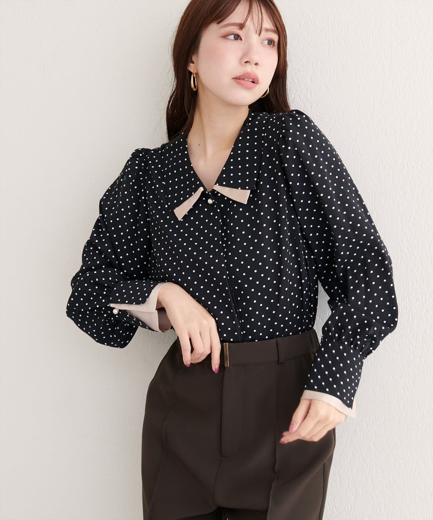 natural couture(ナチュラルクチュール) 【WEB限定】〈osono〉重ね衿配色ブラウス