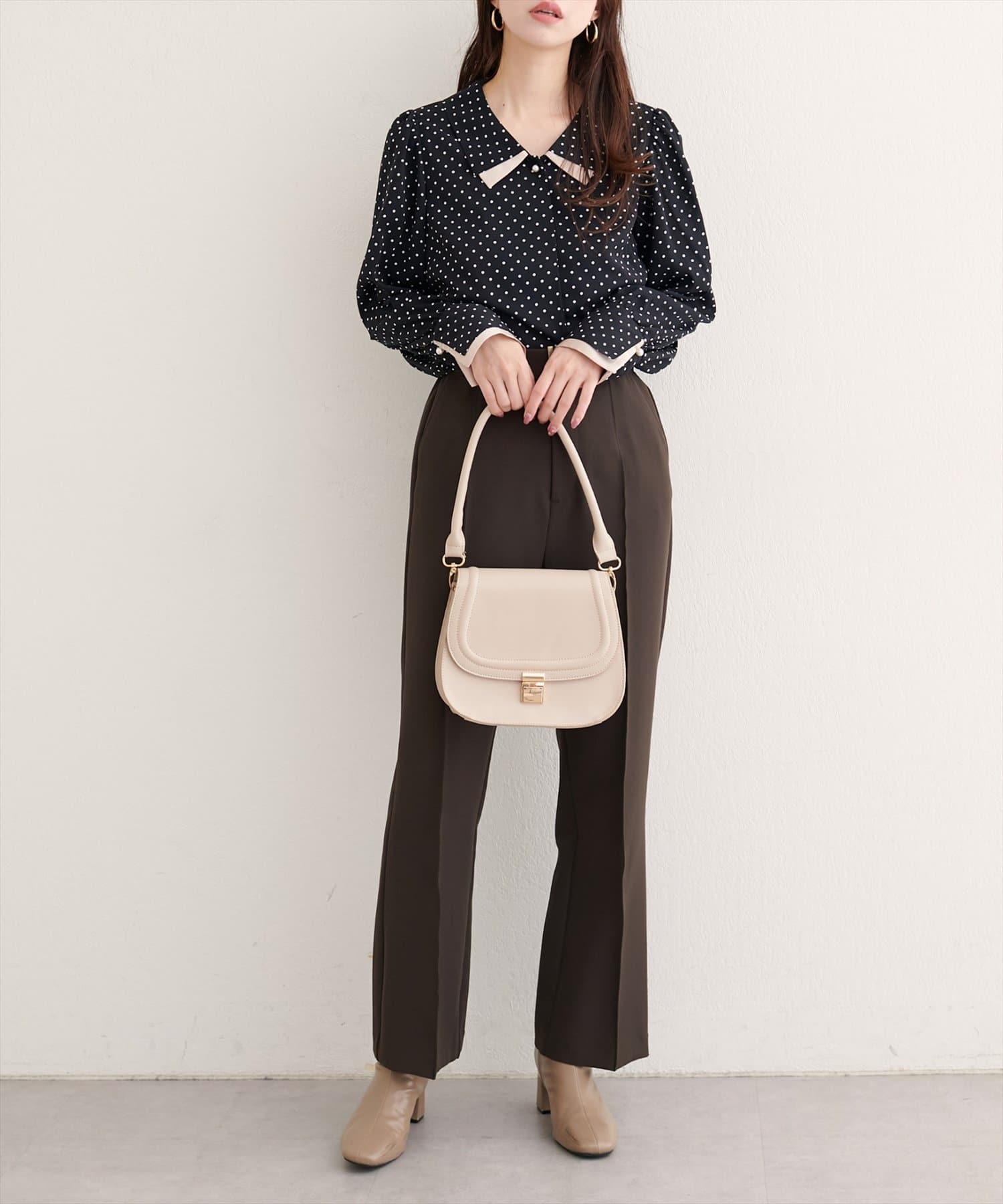 natural couture(ナチュラルクチュール) 【WEB限定】〈osono〉重ね衿配色ブラウス
