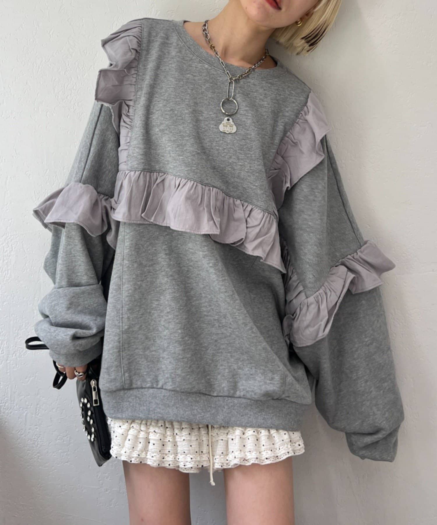 w closet(ダブルクローゼット) フリルBIGスウェット