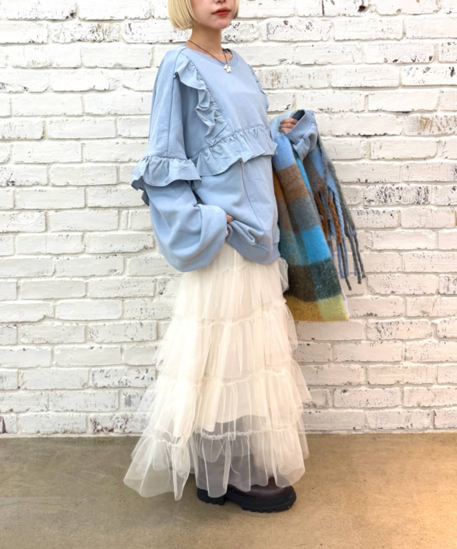 w closet(ダブルクローゼット) 【人気につき新色ブルーが登場！＆追加決定！】【気映えNO.1】フリルBIGスウェット