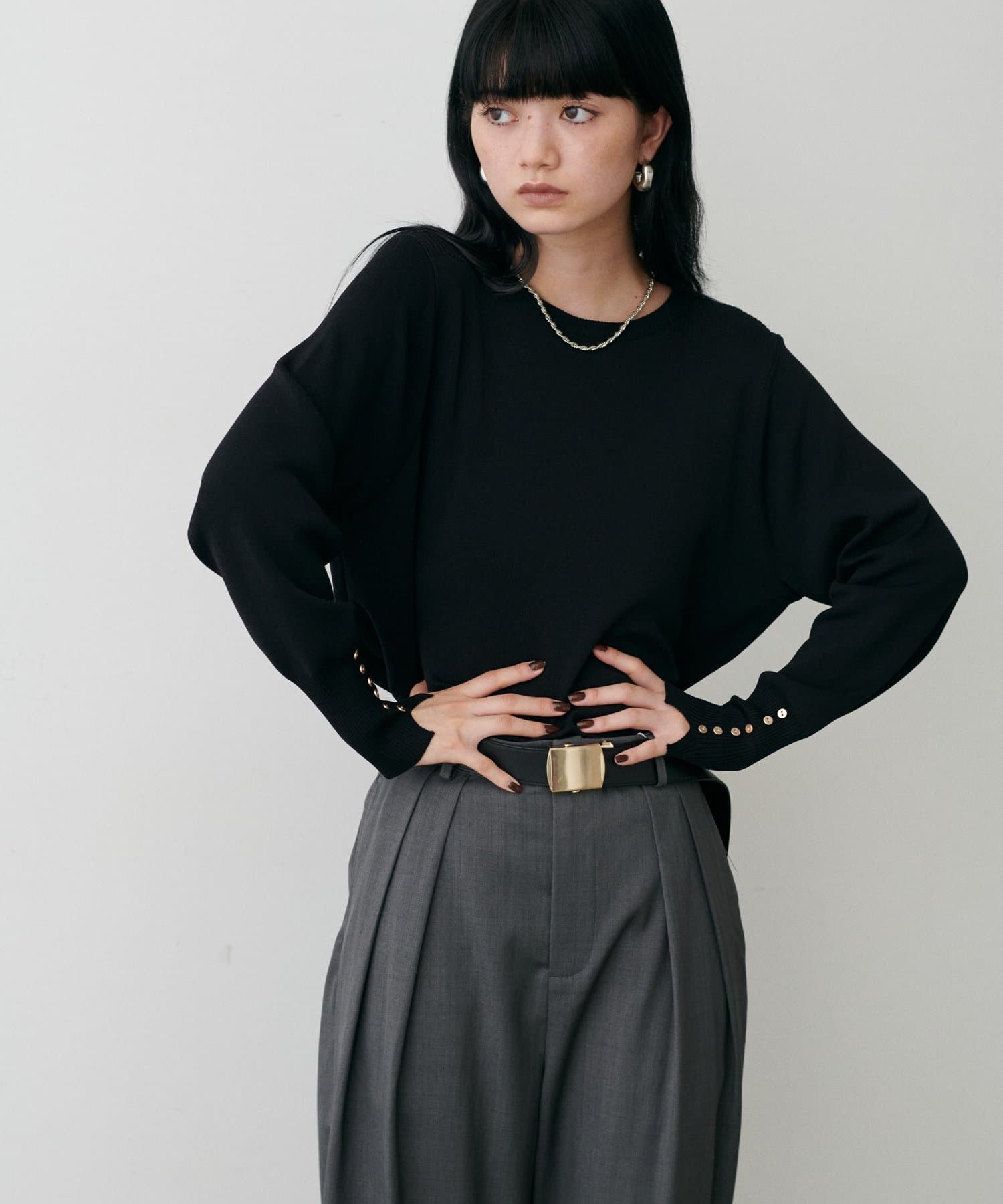 LARUTA(ラルータ) 袖口ちび釦シンプルニット