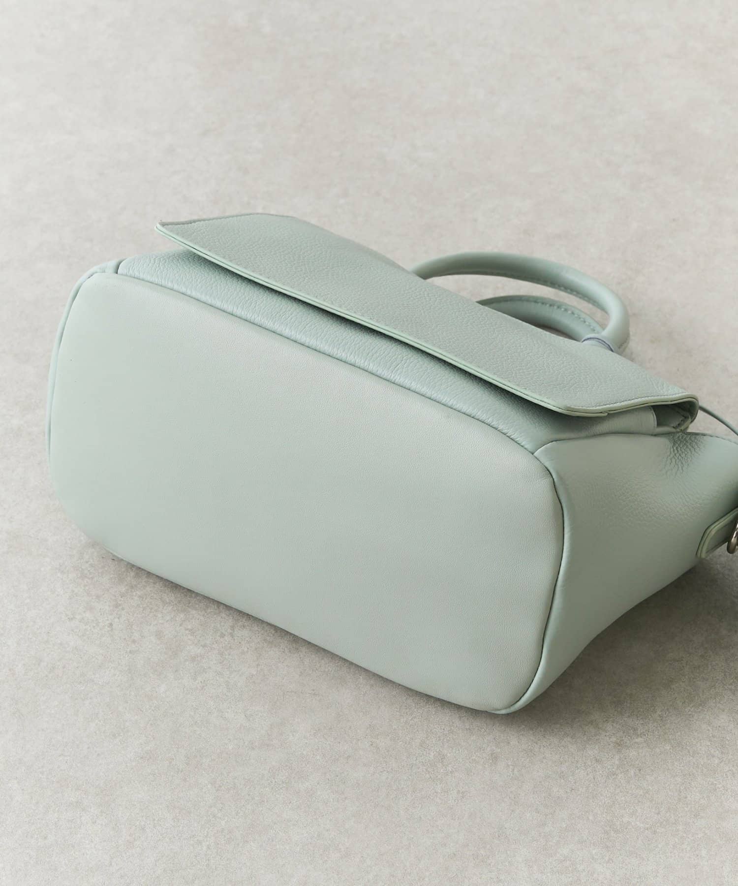 BEARDSLEY(ビアズリー) 《本革》ミニハンドバッグ