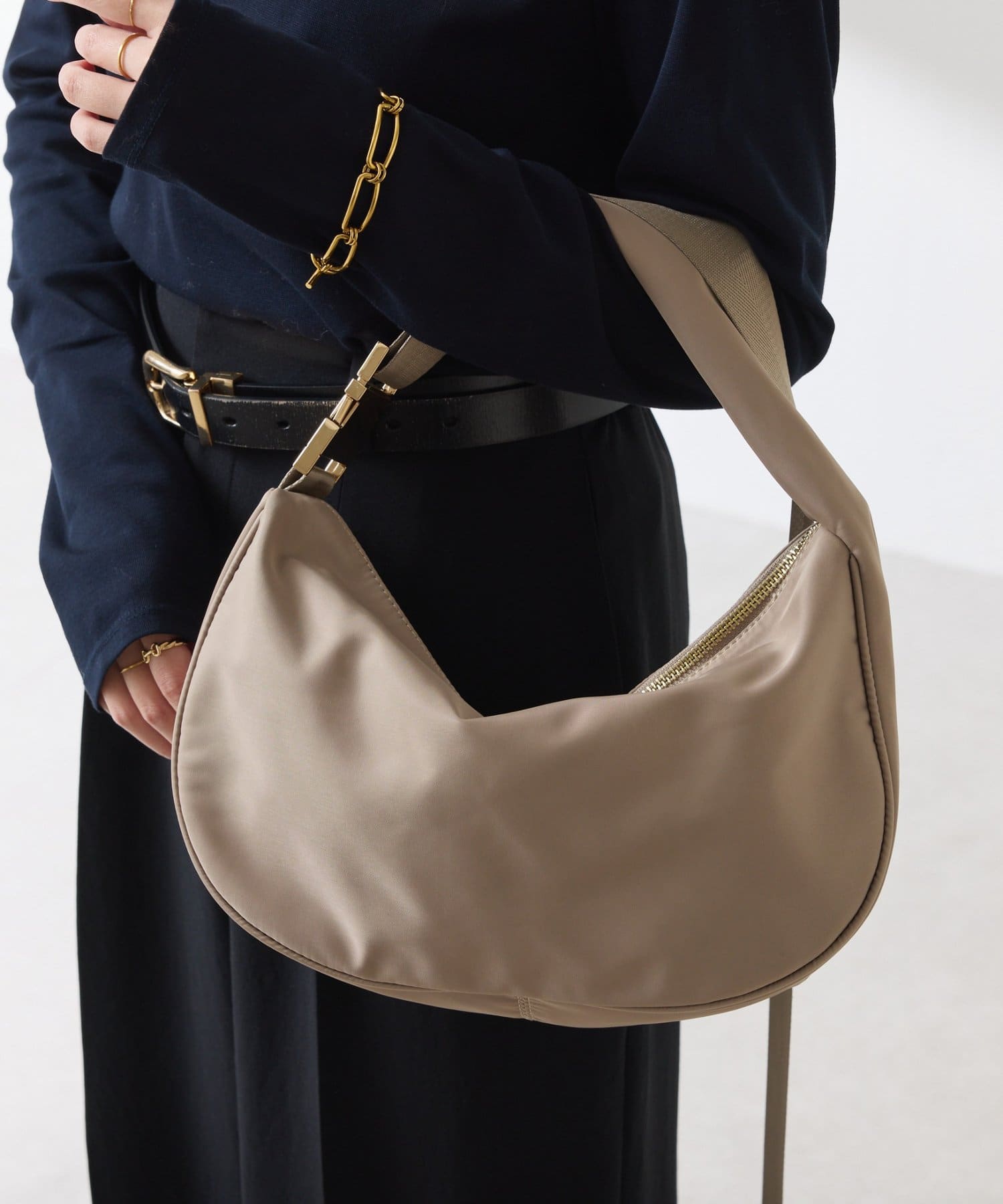 COLLAGE GALLARDAGALANTE(コラージュ ガリャルダガランテ) 【強撥水/マルチウェイ/500mlペットボトル収納可】撥水テープショルダーバッグ