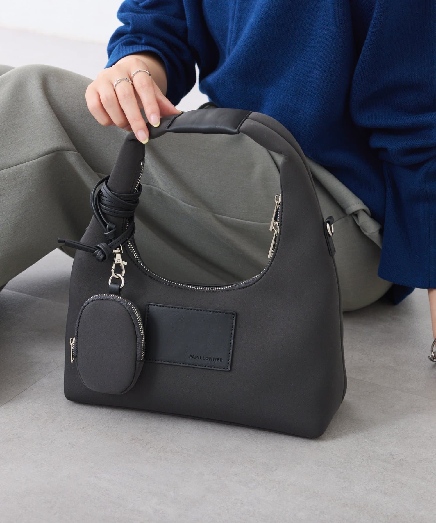 COLLAGE GALLARDAGALANTE(コラージュ ガリャルダガランテ) 【PAPILLONNER/パピヨネ】チャーム付きウェットワンショルダーバッグ