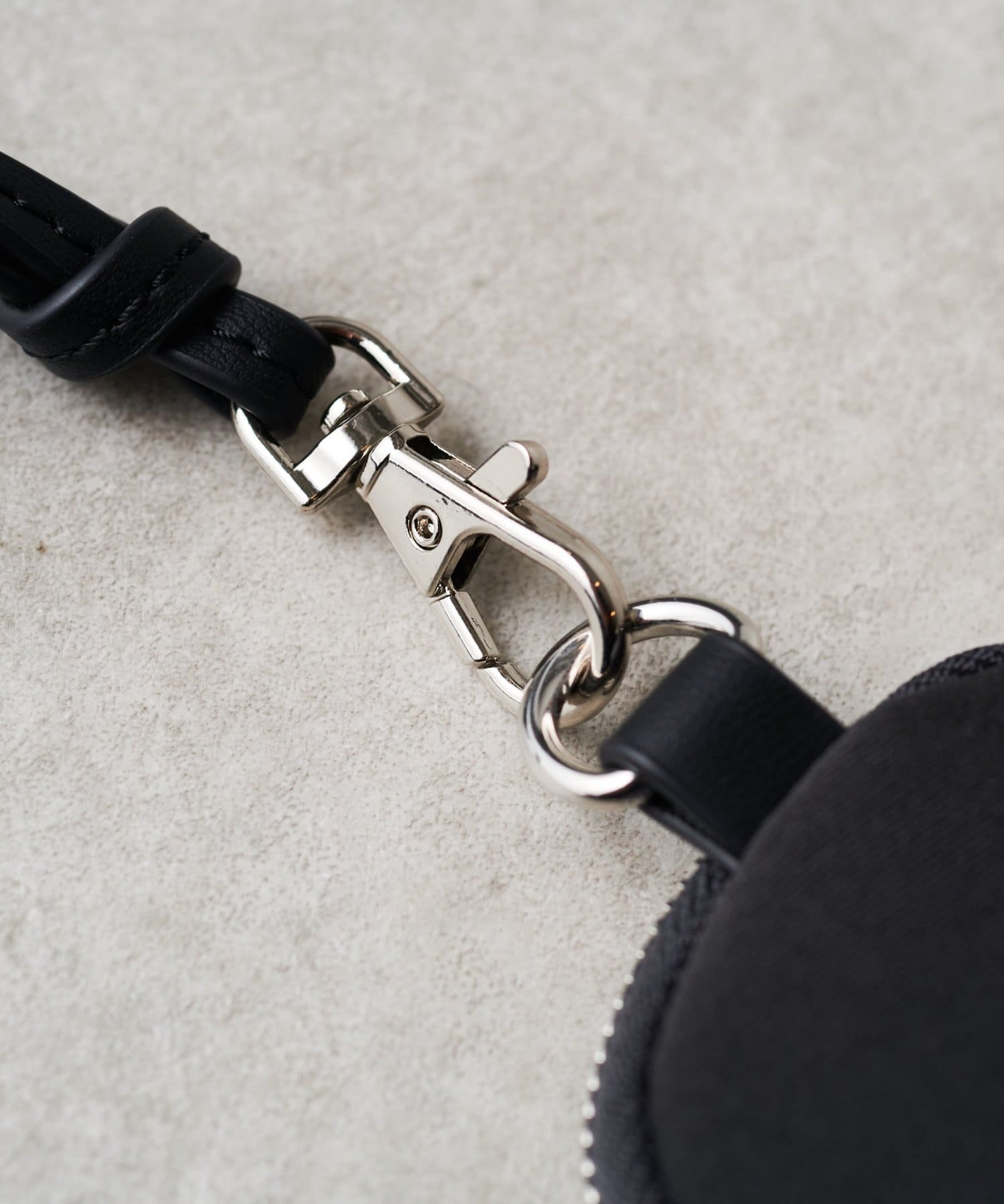 COLLAGE GALLARDAGALANTE(コラージュ ガリャルダガランテ) 【PAPILLONNER/パピヨネ】チャーム付きウェットワンショルダーバッグ