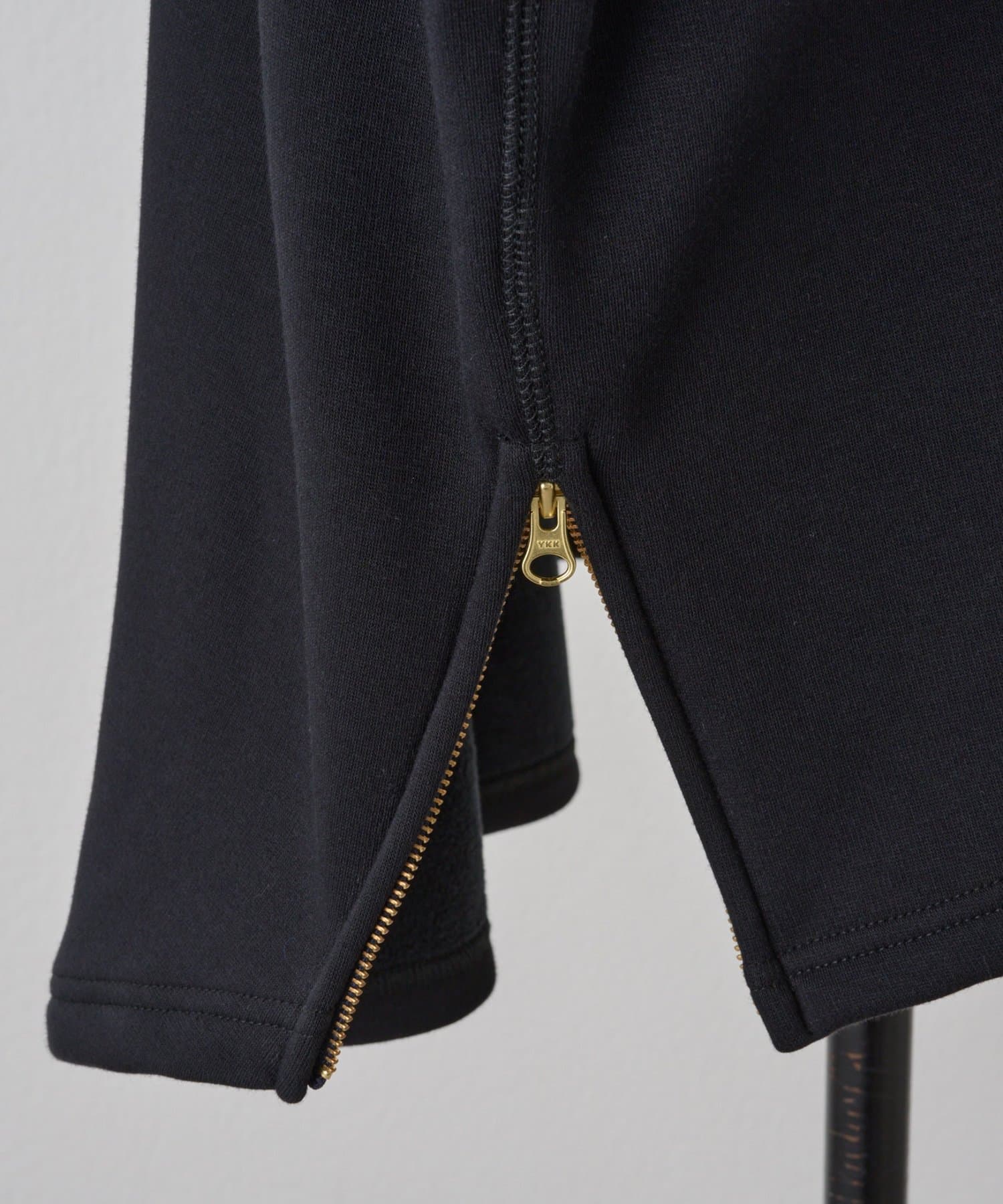 BEARDSLEY(ビアズリー) 刺繍入り裏ボアトレーナー