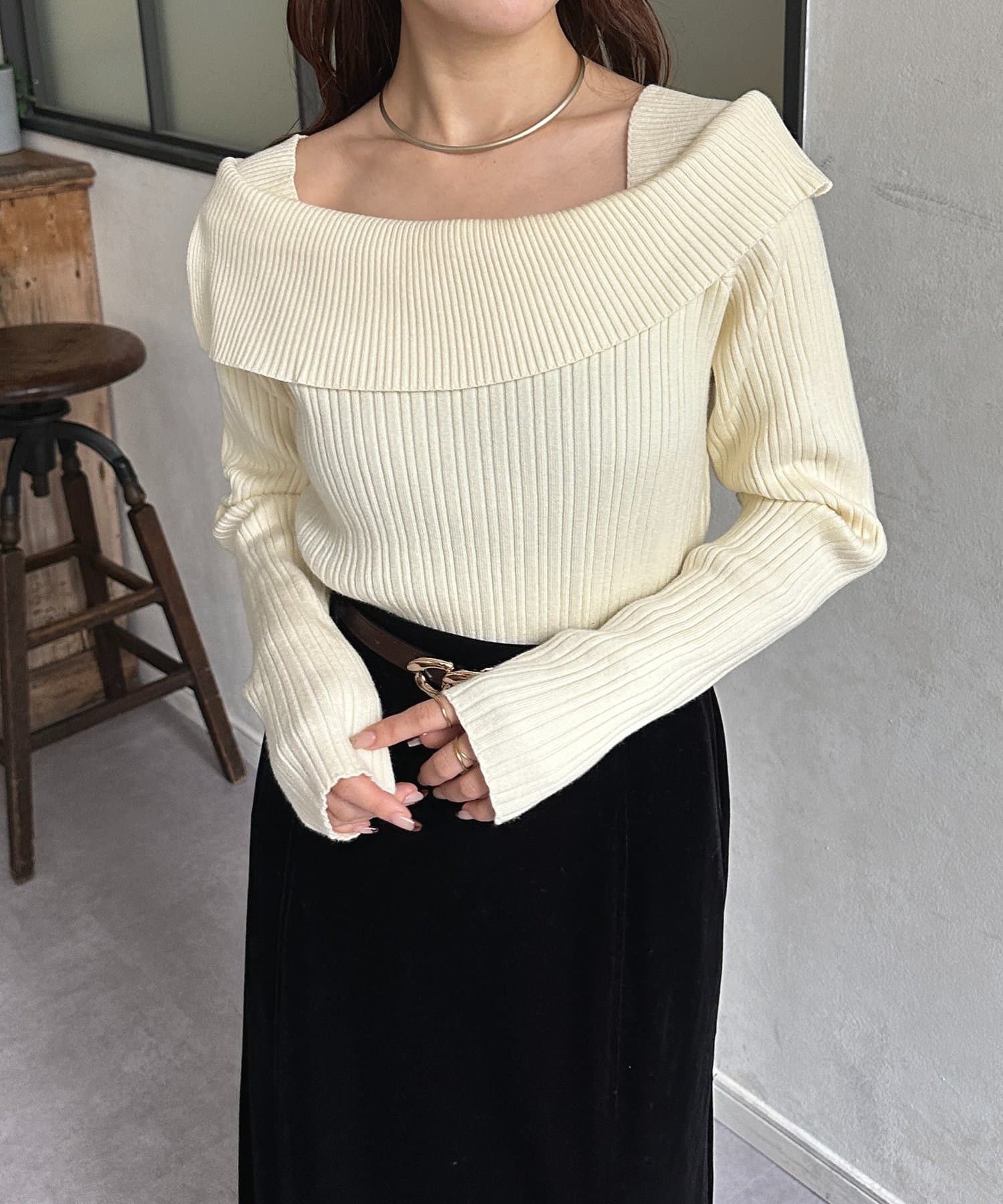 Thevon.(ゼヴォン) オフショル風スクエアリブニット