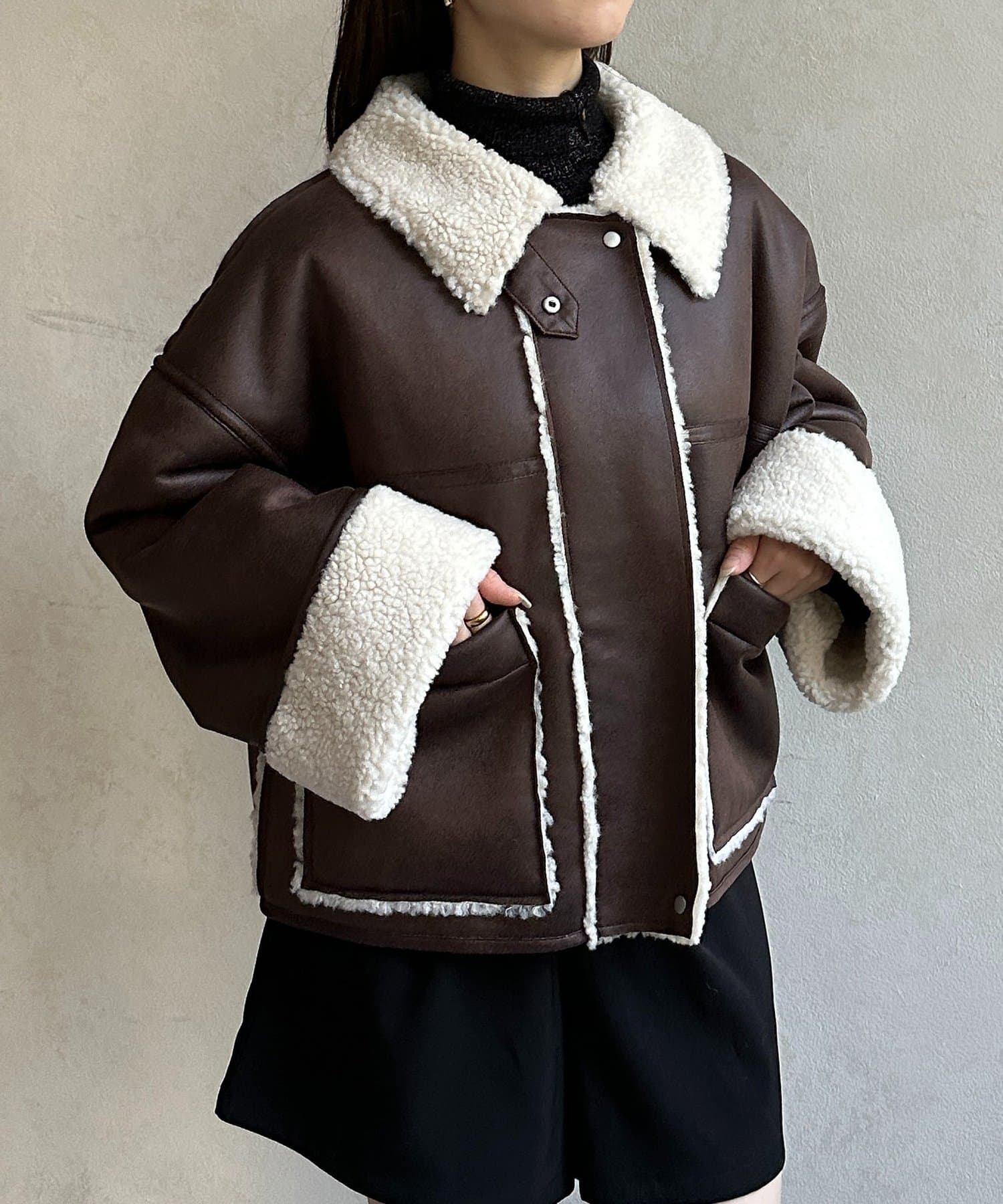 Thevon.(ゼヴォン) Fムートンショートブルゾン