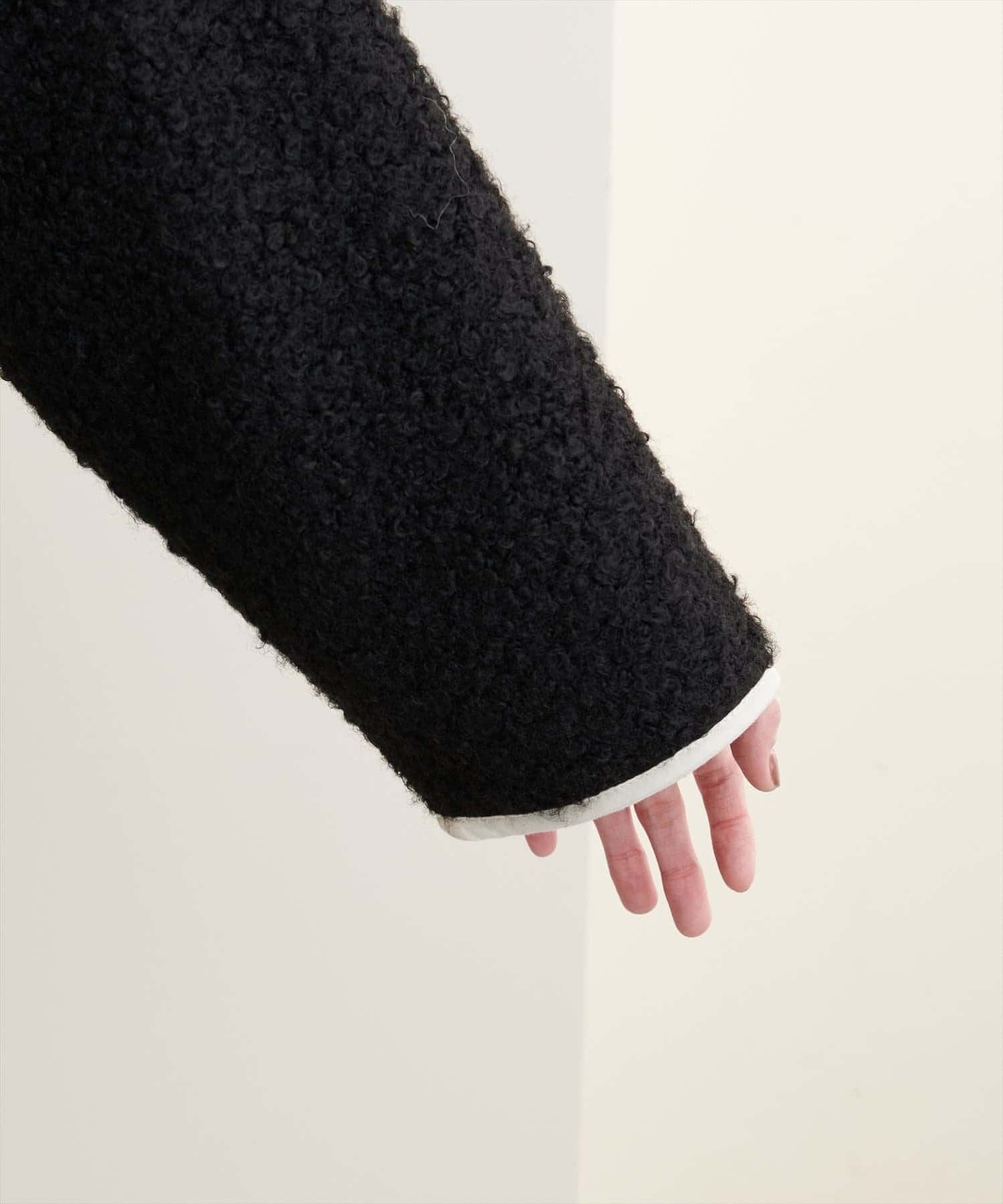 natural couture(ナチュラルクチュール) 【WEB限定】ビッグ衿ループブークレショート丈コート