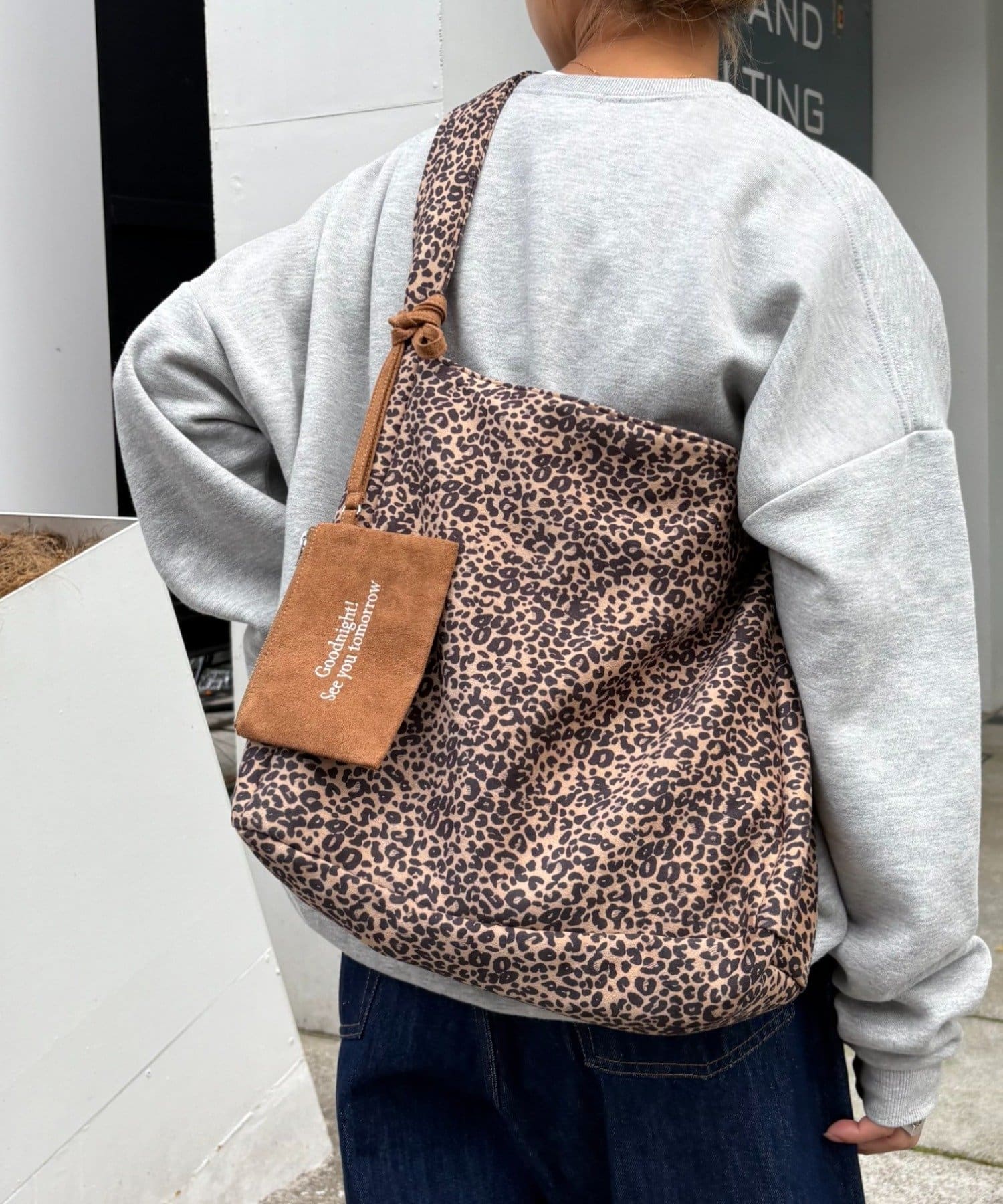 CIAOPANIC TYPY(チャオパニックティピー) 【UNISEX】ポーチ付きスエードショルダーバッグ
