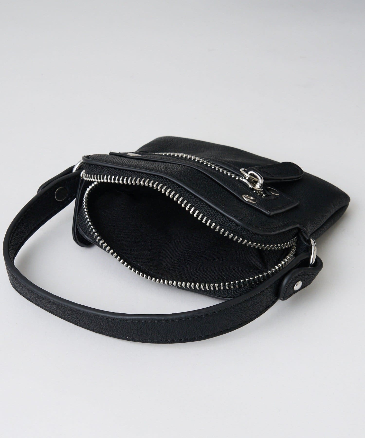 Kastane(カスタネ) 【500mlペットボトル収納可】ミニバッグ付きサイドポケットBAG