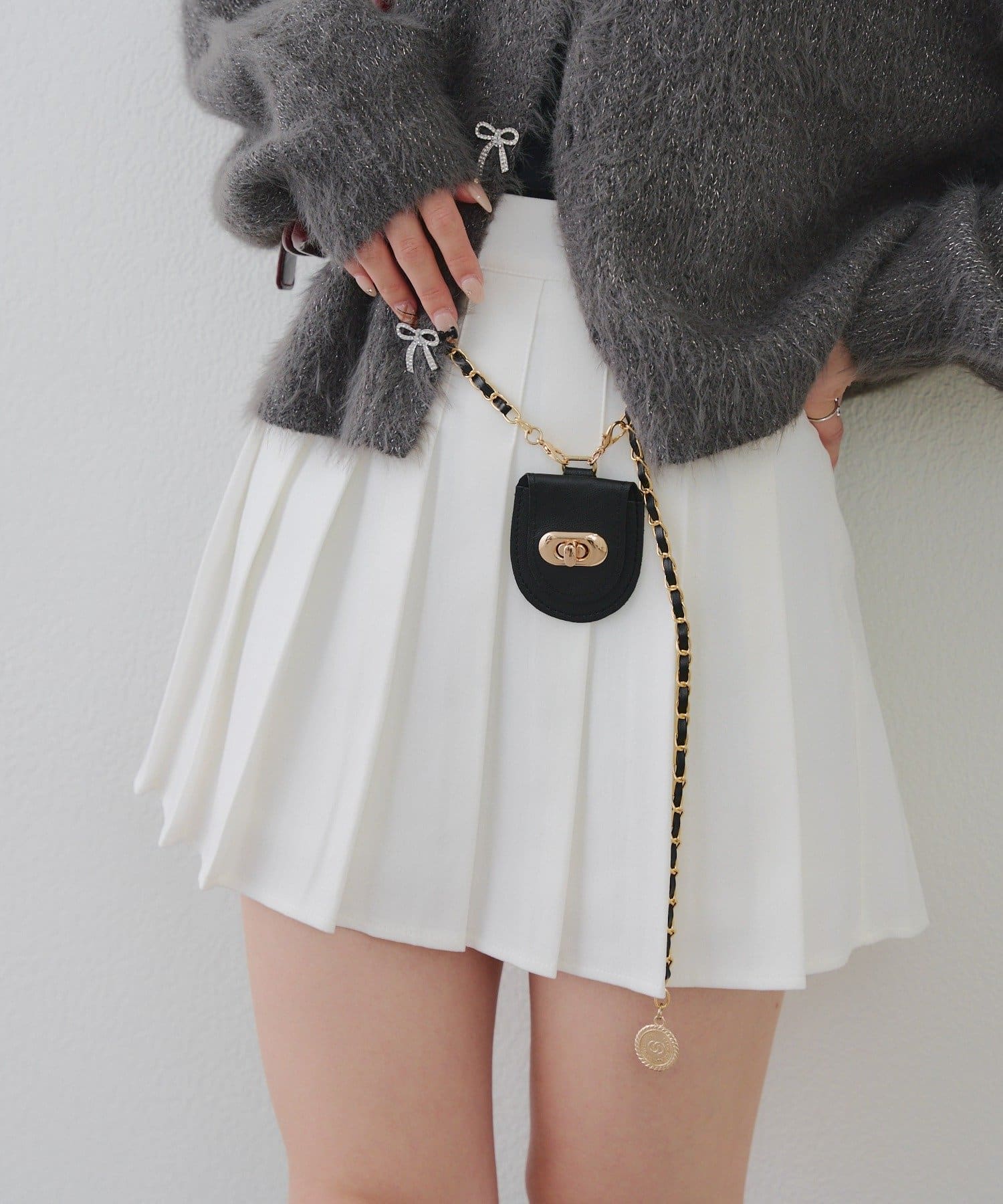 NICE CLAUP / OLIVE des OLIVE OUTLET(ナイスクラップ  / オリーブ デ オリーブ アウトレット) 秋チェックで着映える【RMAF】チャーム付プリーツミニスカート