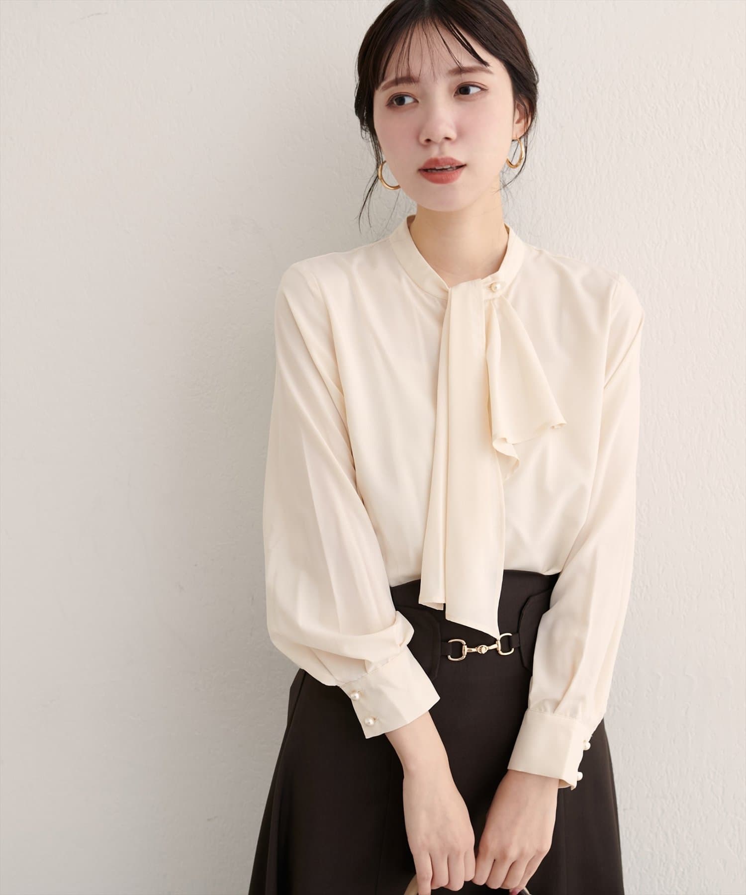 natural couture(ナチュラルクチュール) 【WEB限定】ドレープスカーフ２WAYブラウス