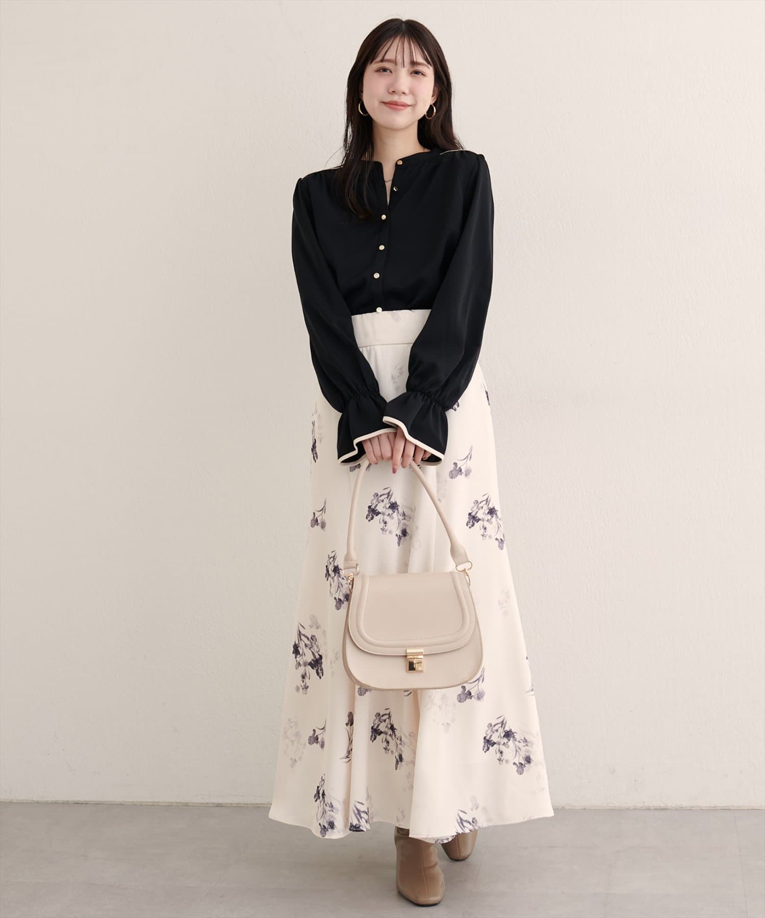 natural couture(ナチュラルクチュール) 【WEB限定】ヨークパイピングブラウス